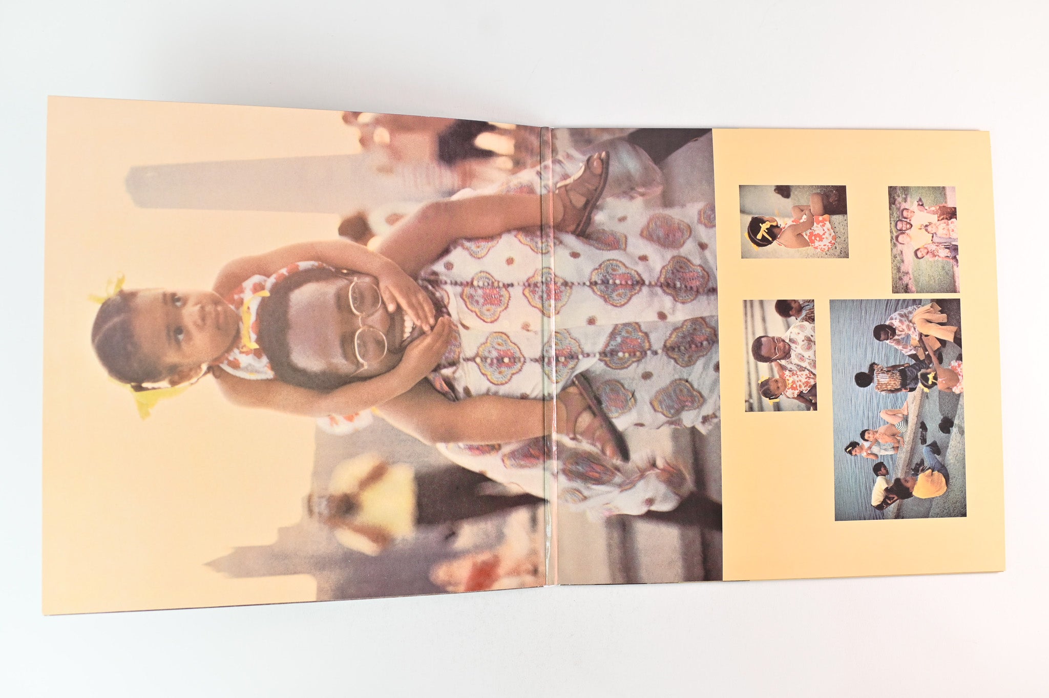 Curtis Mayfield - Keep On Keeping On: Curtis Mayfield Studio Albums 1970-1974 on Rhino Records - 4-lp Box Set