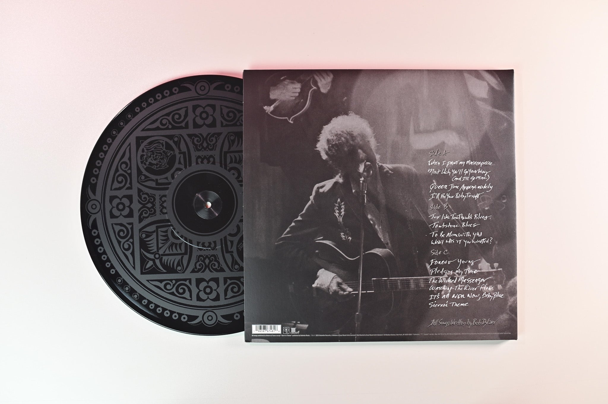 Bob Dylan - Shadow Kingdom on Columbia / Legacy