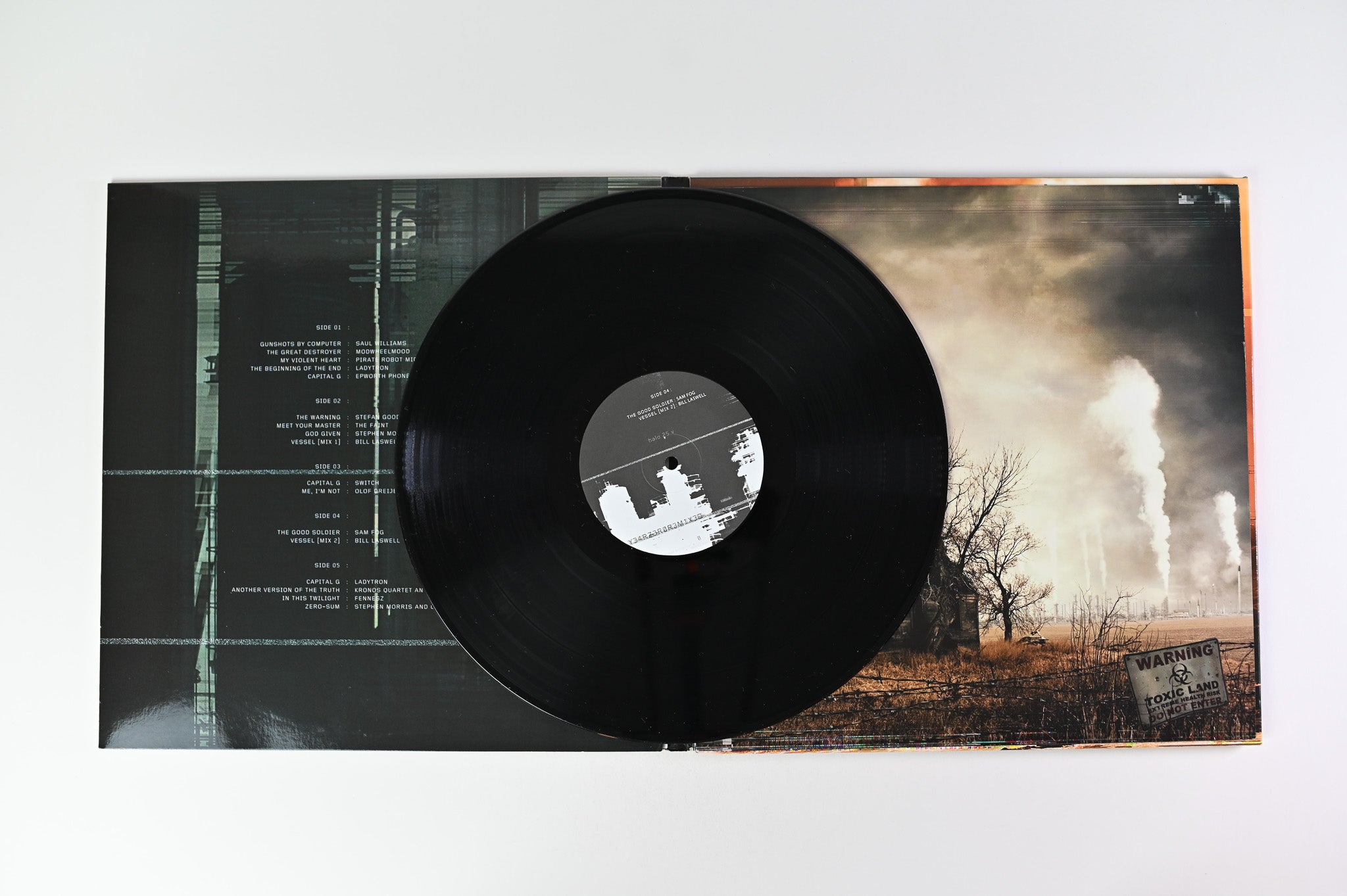 Nine Inch Nails - Year Zero Remixed on Interscope Records