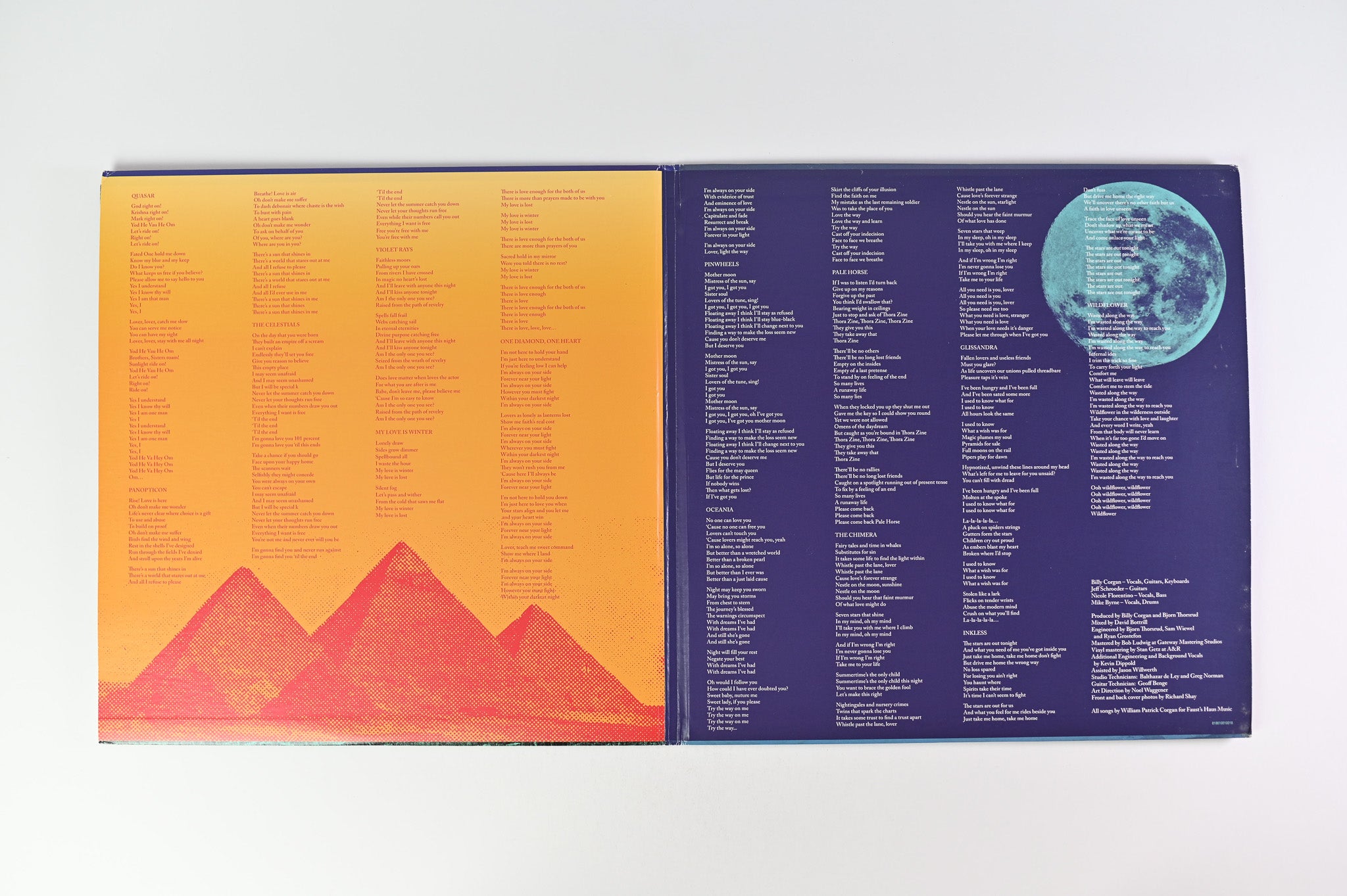 The Smashing Pumpkins - Oceania on Marthas Music
