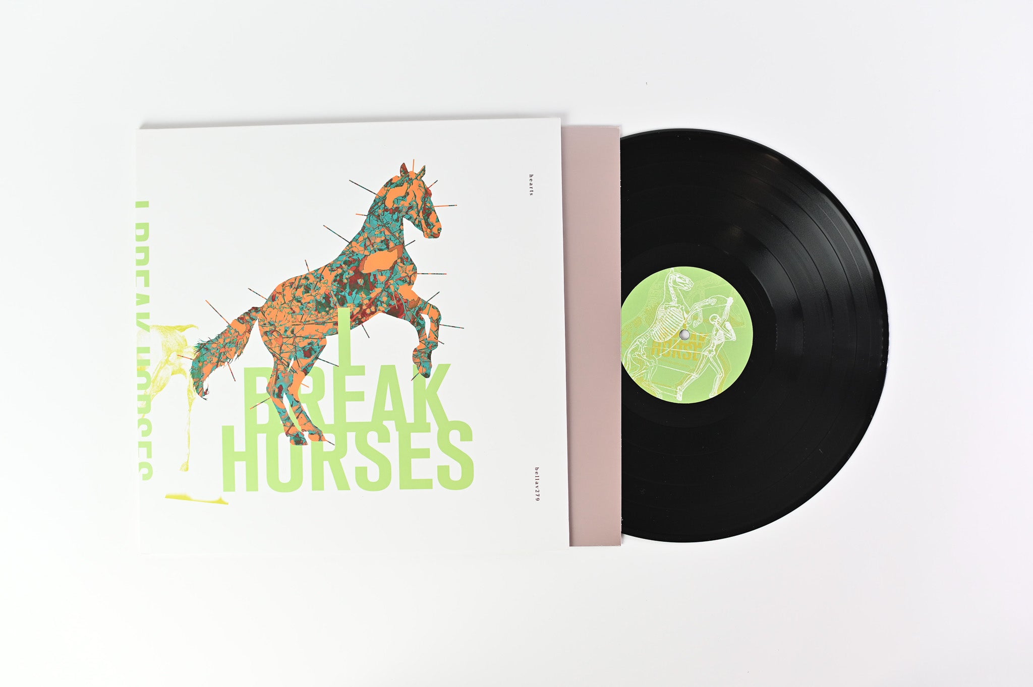 I Break Horses - Hearts on Bella Union