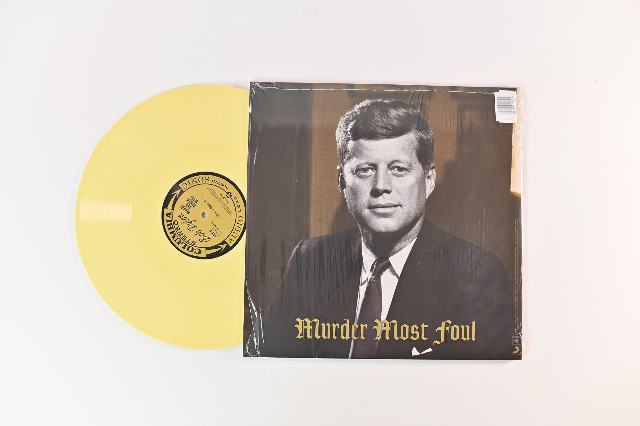 Bob Dylan - Rough And Rowdy Ways on Columbia / Sony - Yellow Vinyl