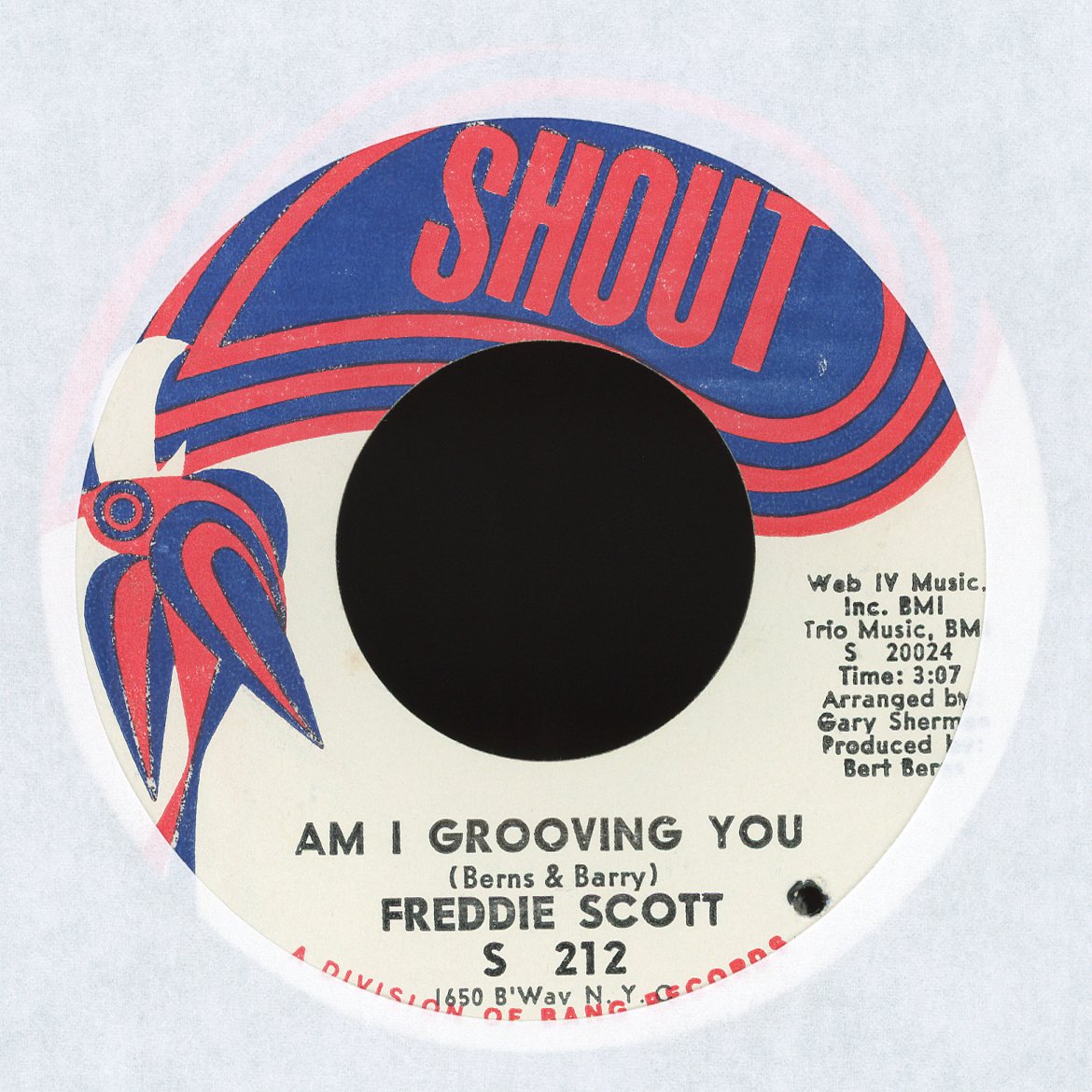 Freddie Scott - Am I Grooving You / Never You Mind on Shout Soul 45
