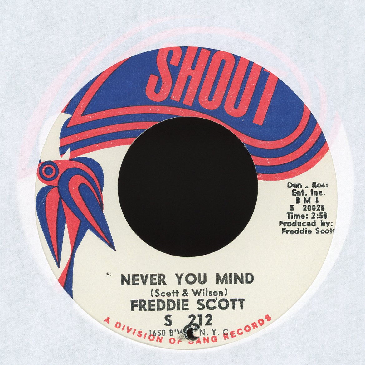Freddie Scott - Am I Grooving You / Never You Mind on Shout Soul 45