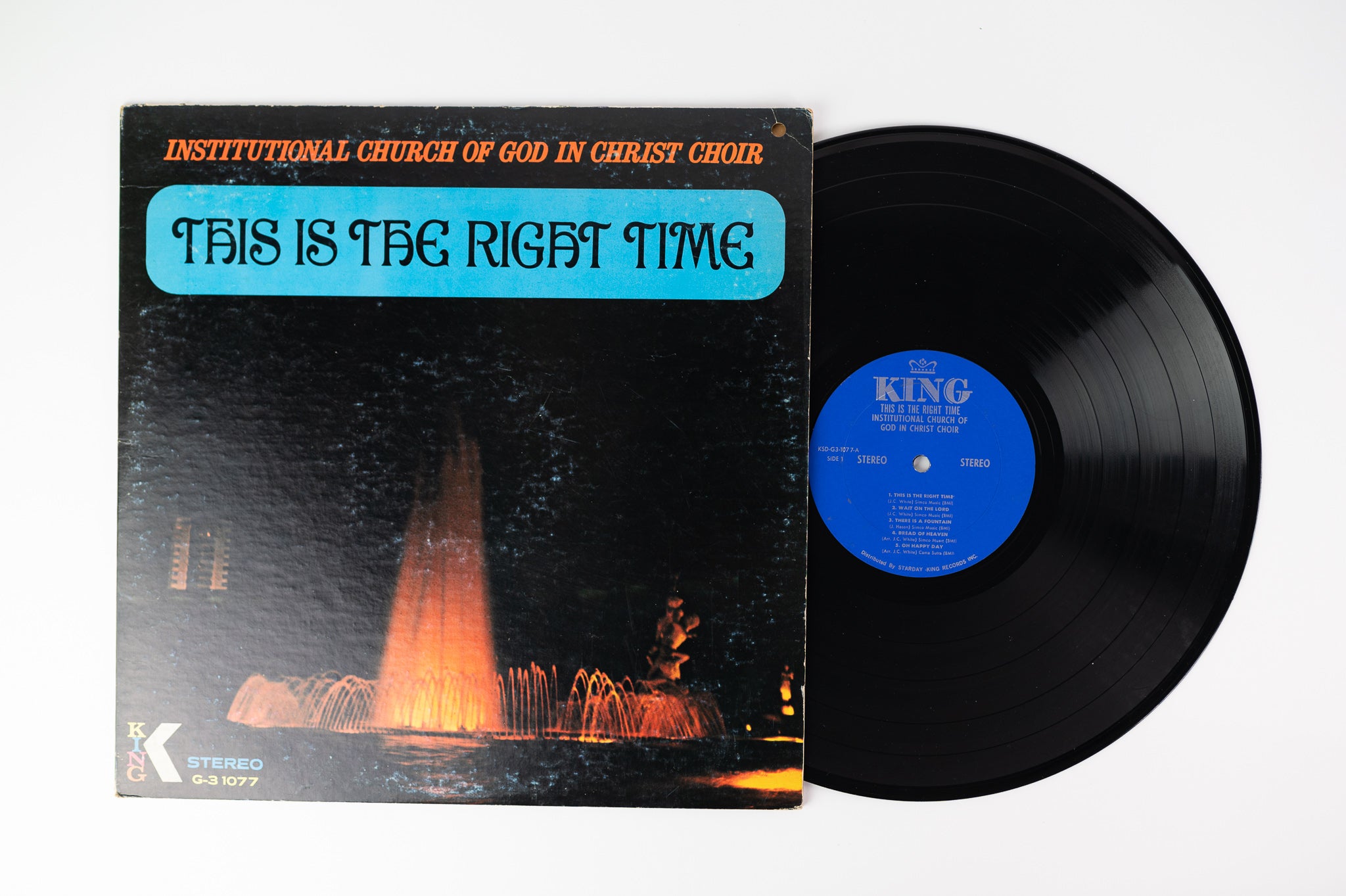 Institutional Church Of God In Christ Choir - This Is The Right Time on King