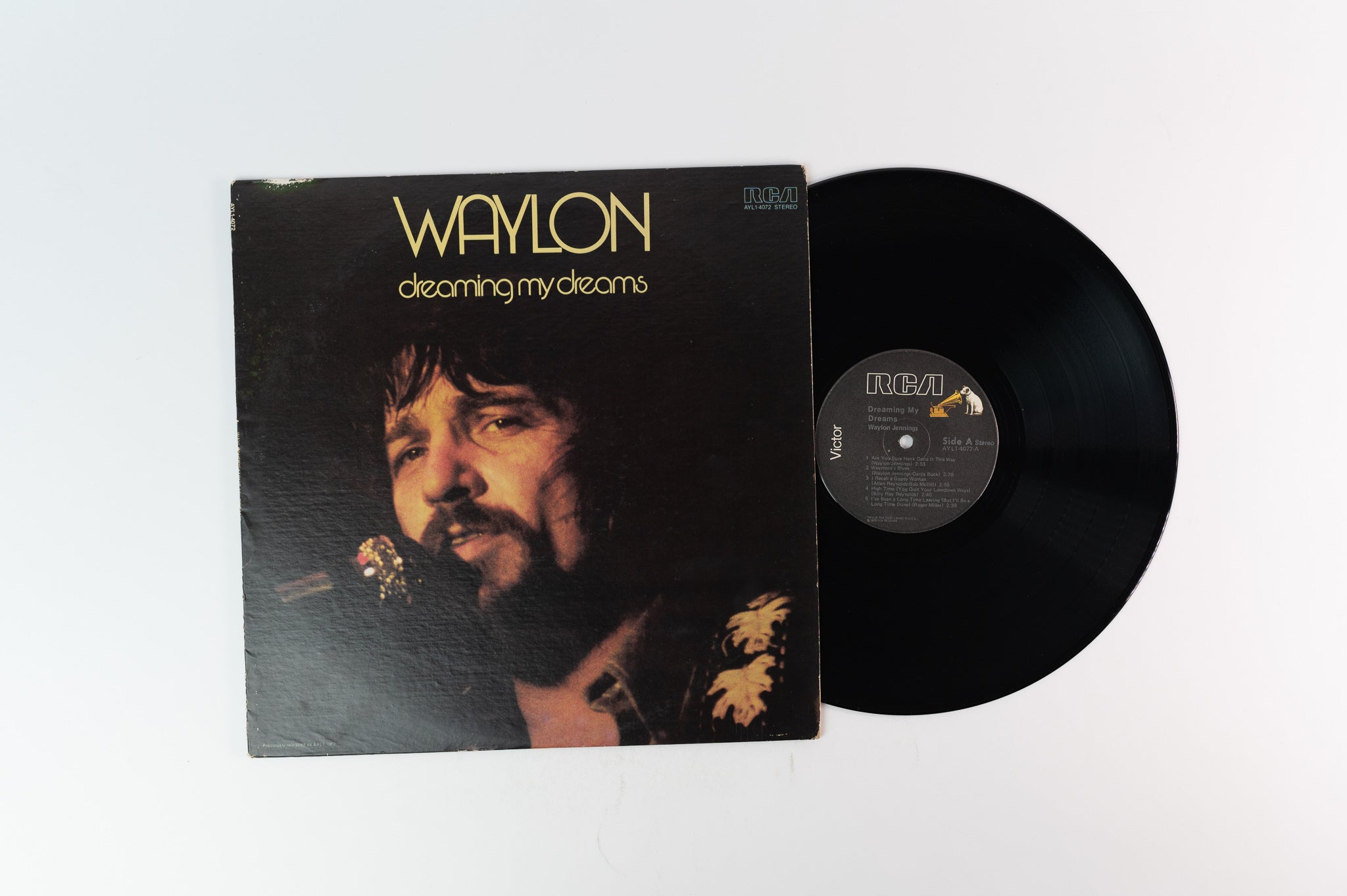 Waylon Jennings - Dreaming My Dreams on RCA Reissue