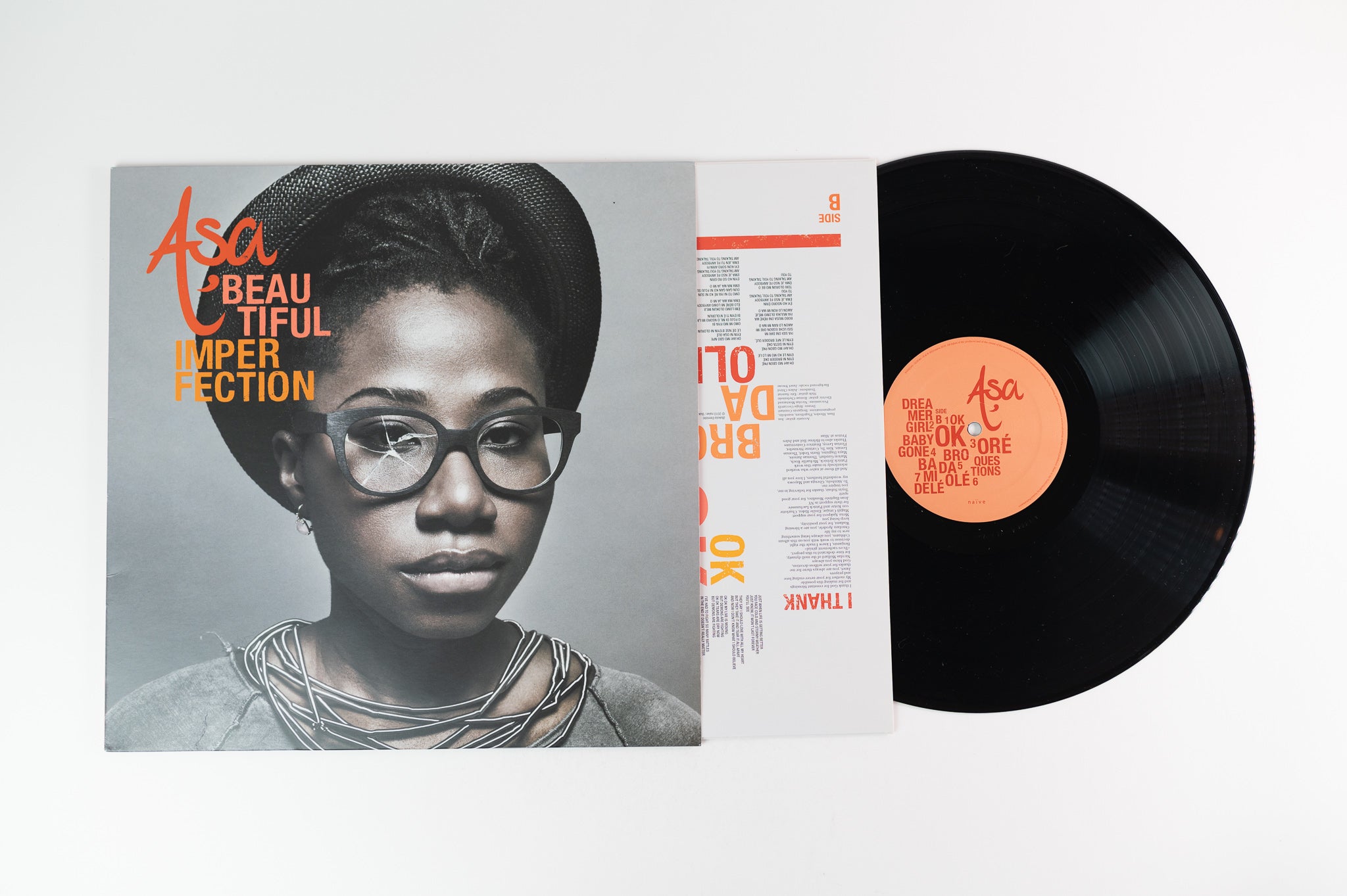 Asa - Beautiful Imperfection on Naive