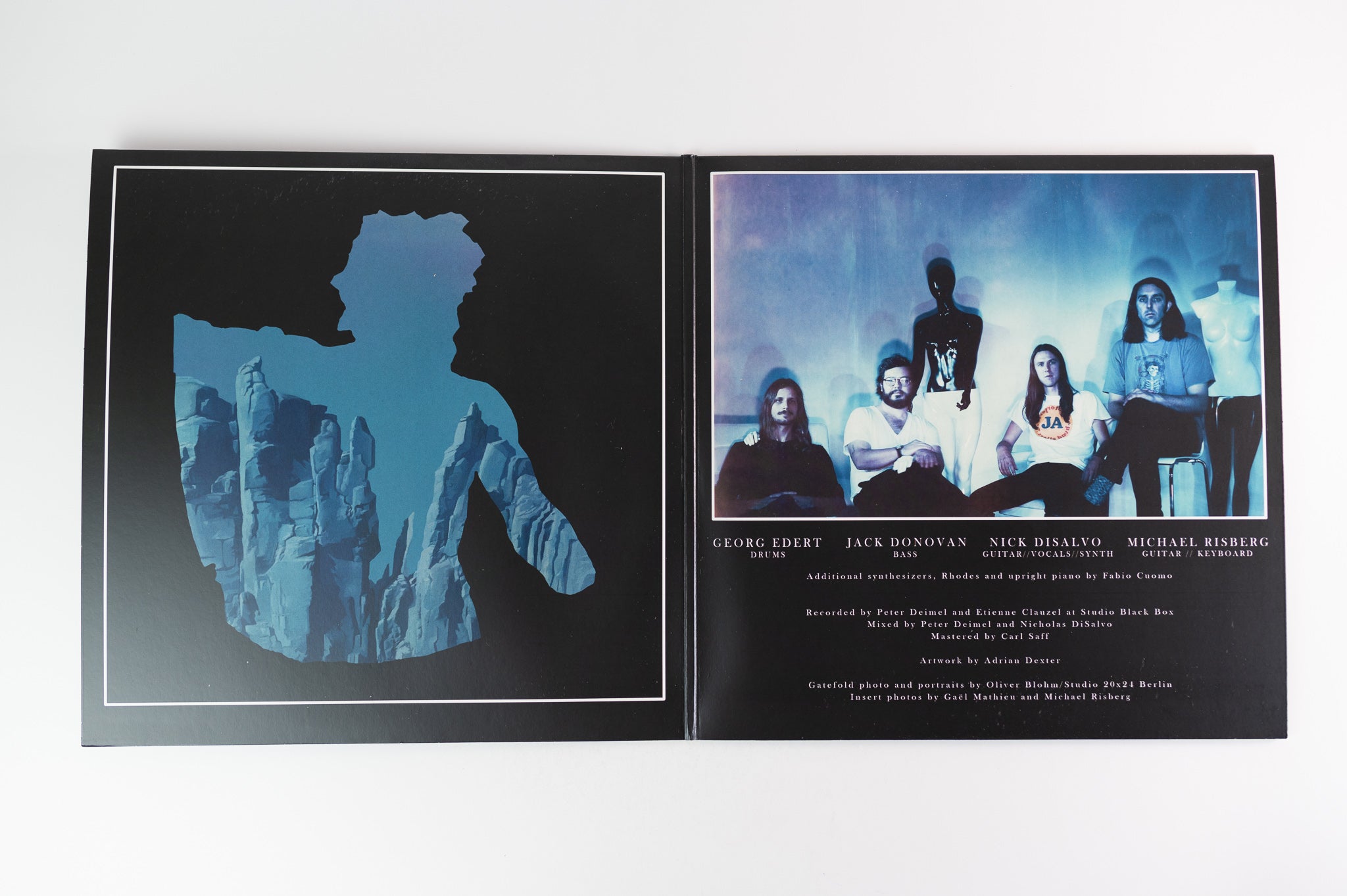 Elder - Omens on Armageddon Shop - Green w/ Gold and Green Splatter