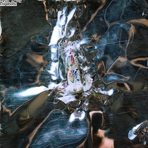 Model / Actriz - Dogsbody