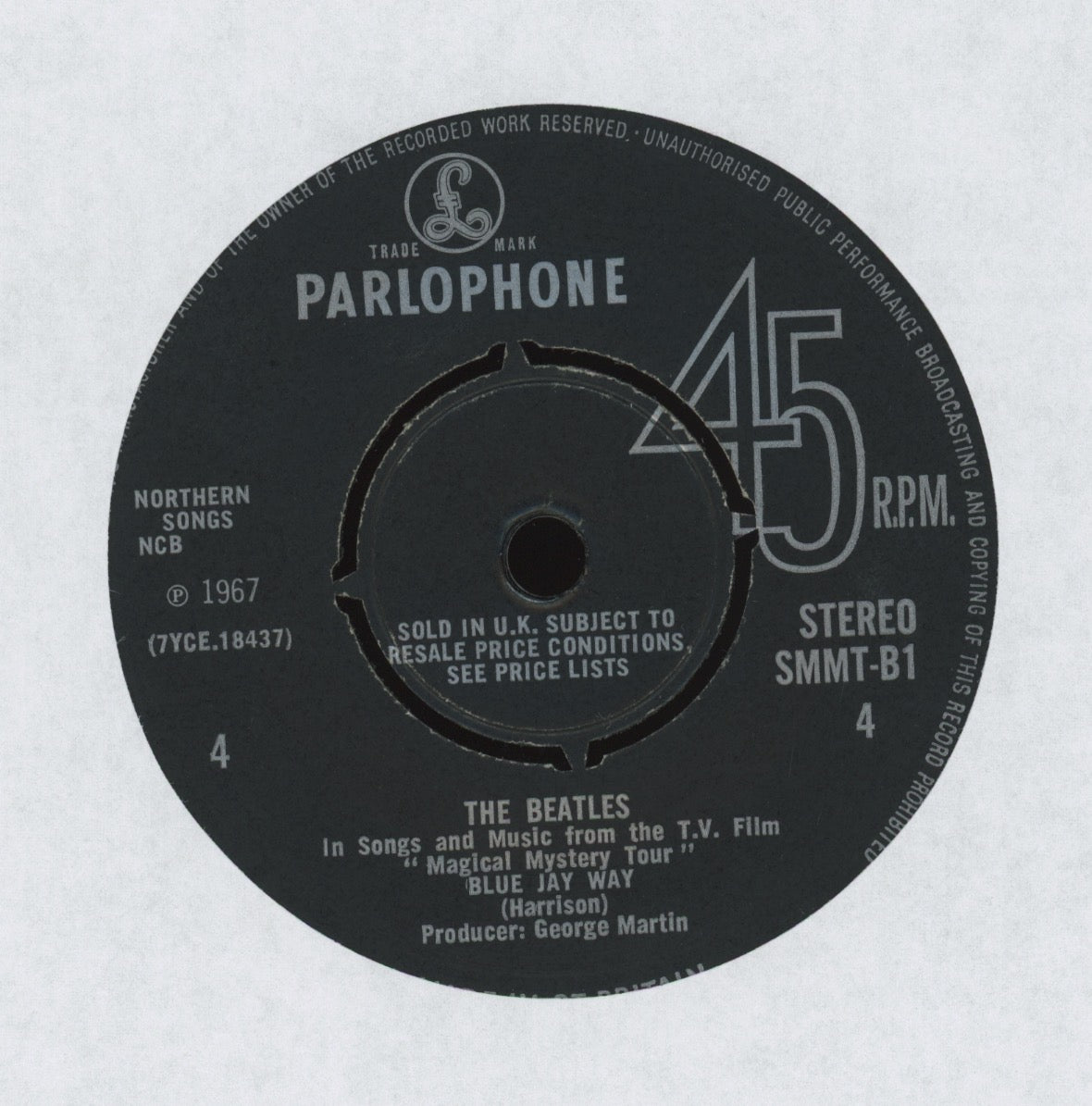 The Beatles - Magical Mystery Tour on Parlophone UK Press 2 X 45 Gatefold Sleeve With Booklet in Center