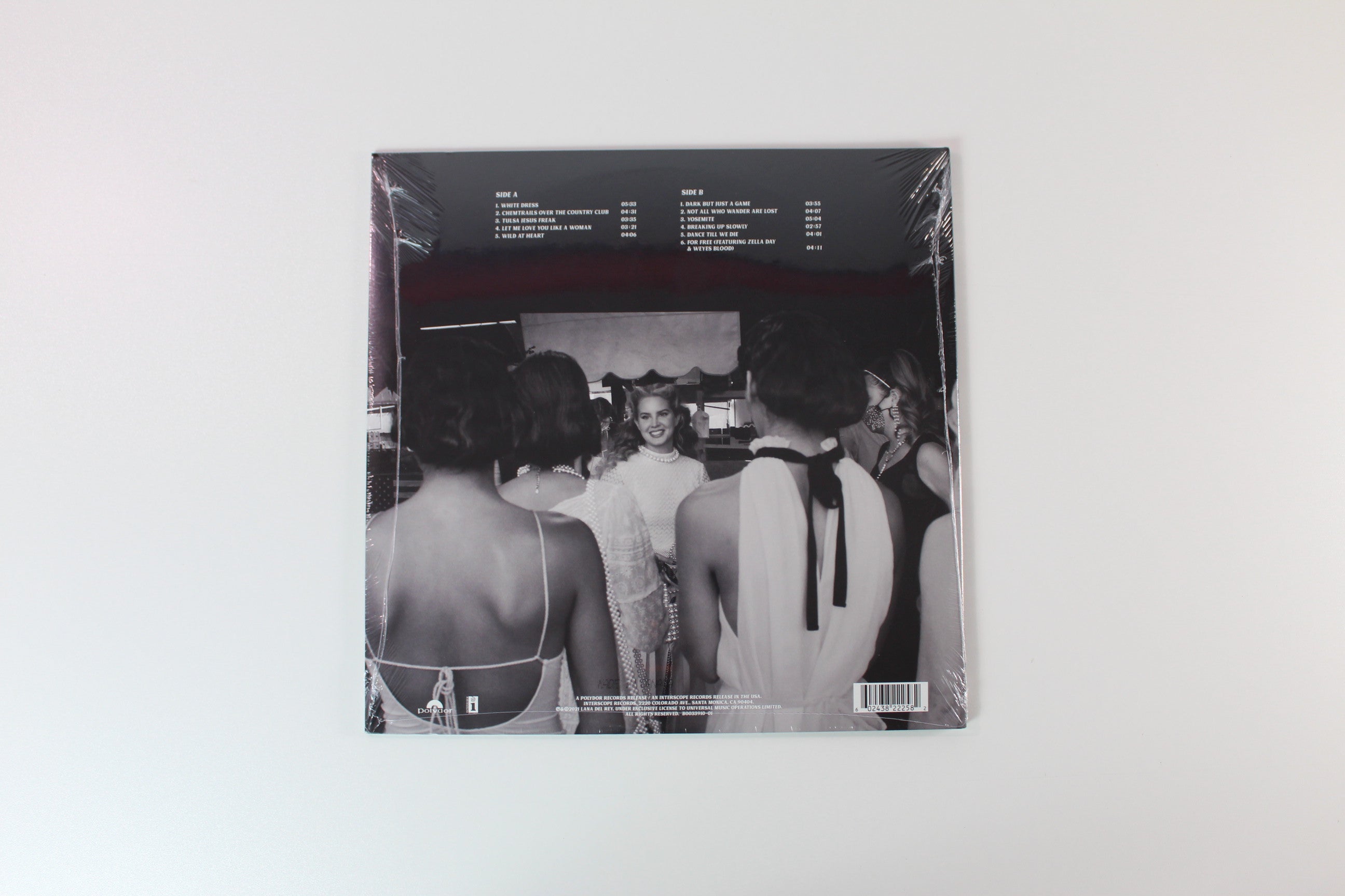 Lana Del Rey - Chemtrails Over The Country Club on Interscope Records / Polydor - Sealed RSD Blue Vinyl