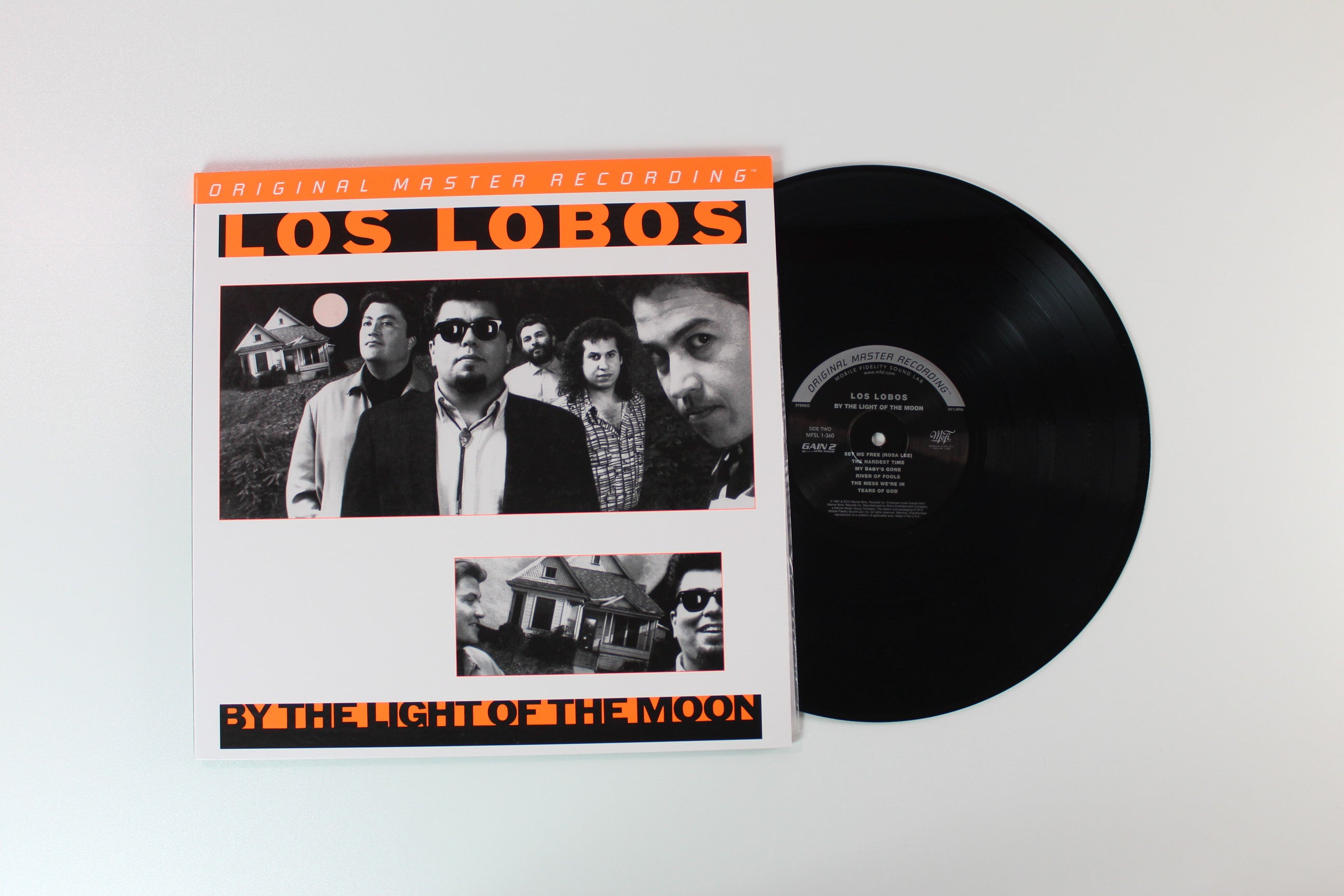 Los Lobos - By The Light Of The Moon on Mobile Fidelity Sound Lab Ltd Numbered 180 Gram Reissue