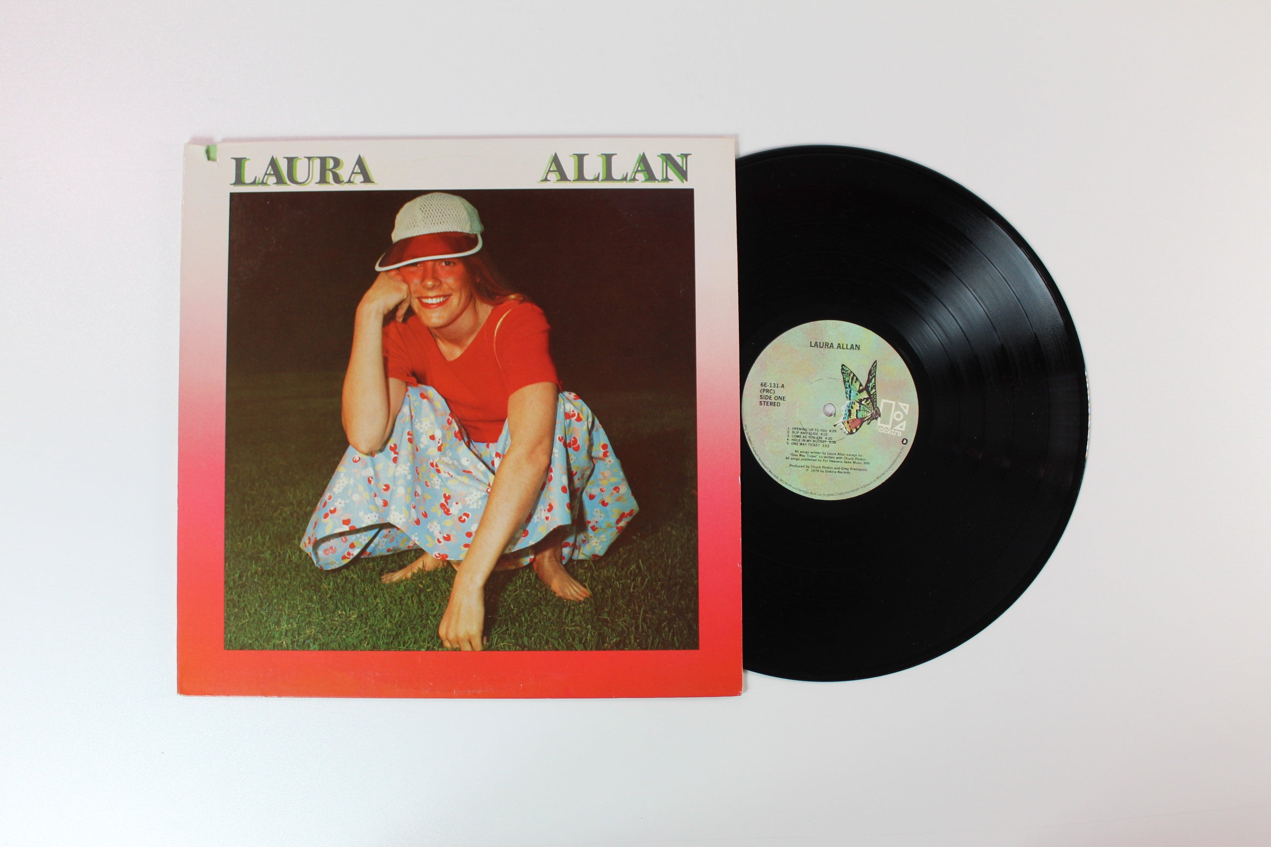 Laura Allan - Laura Allan on Elektra