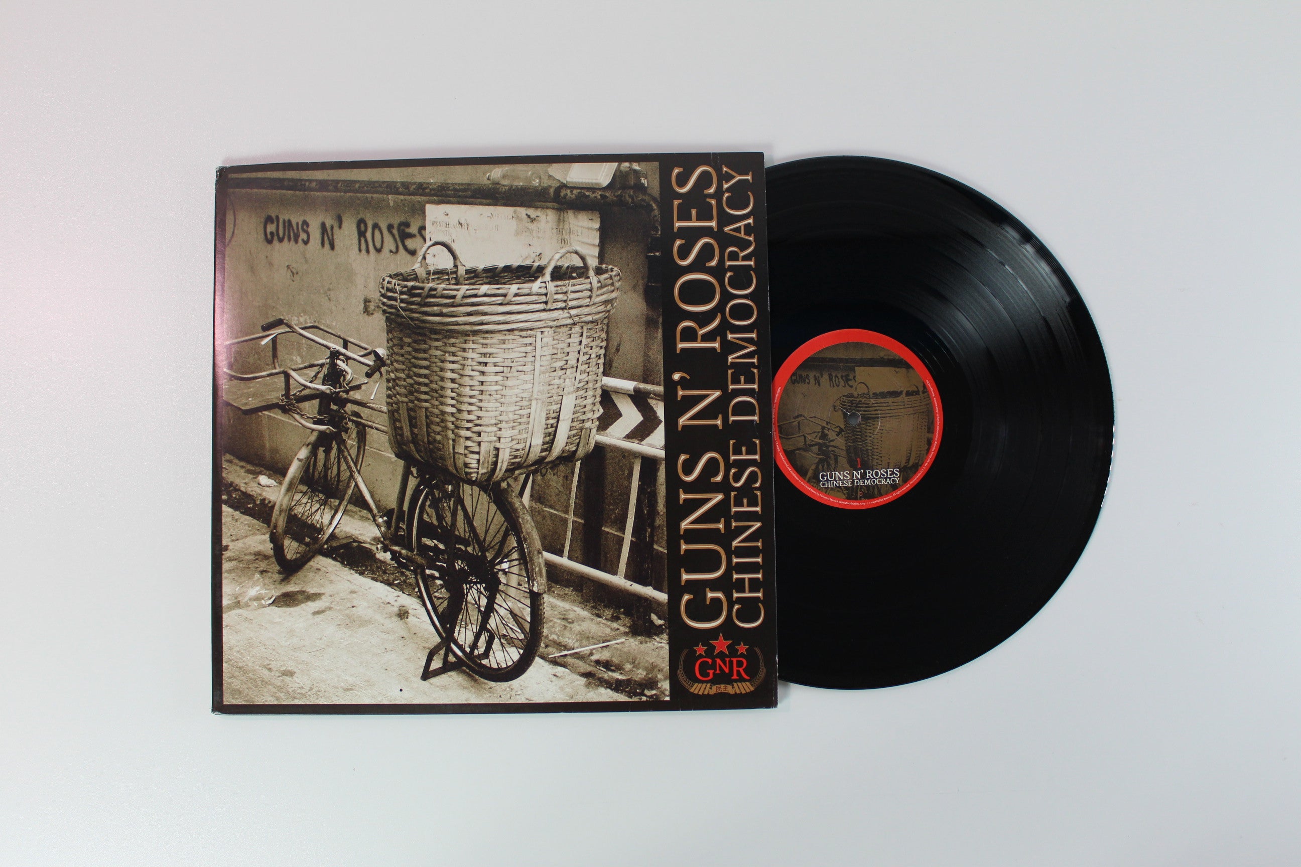Guns N' Roses - Chinese Democracy on Black Frog Geffen