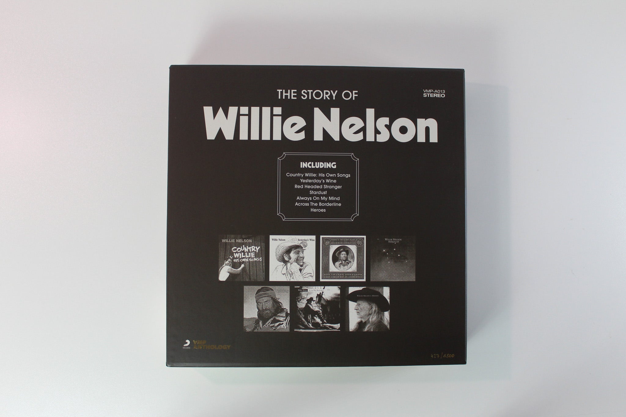 Willie Nelson - The Story Of Willie Nelson Ltd. Reissue on Vinyl Me, Please Colored Vinyl