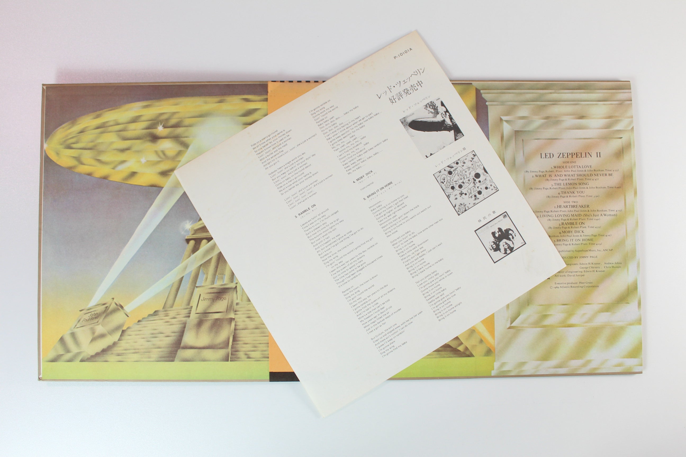Led Zeppelin - Led Zeppelin II on Atlantic Japanese Reissue