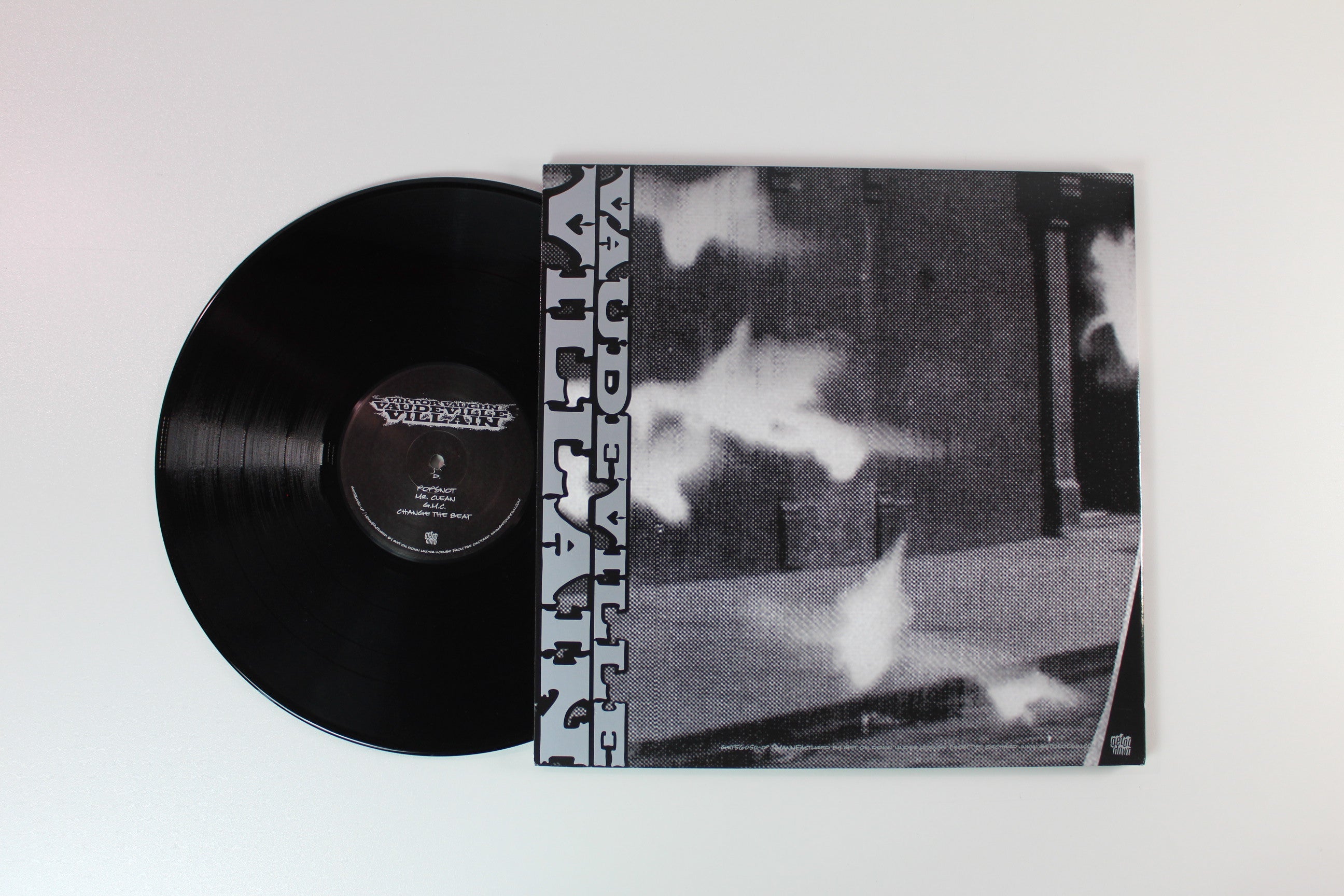 Viktor Vaughn オリジナル Vinyl 2xLP VG RARE Viktor Vaughn - Vaudeville Villain (Vinyl) – GASDRAWLS