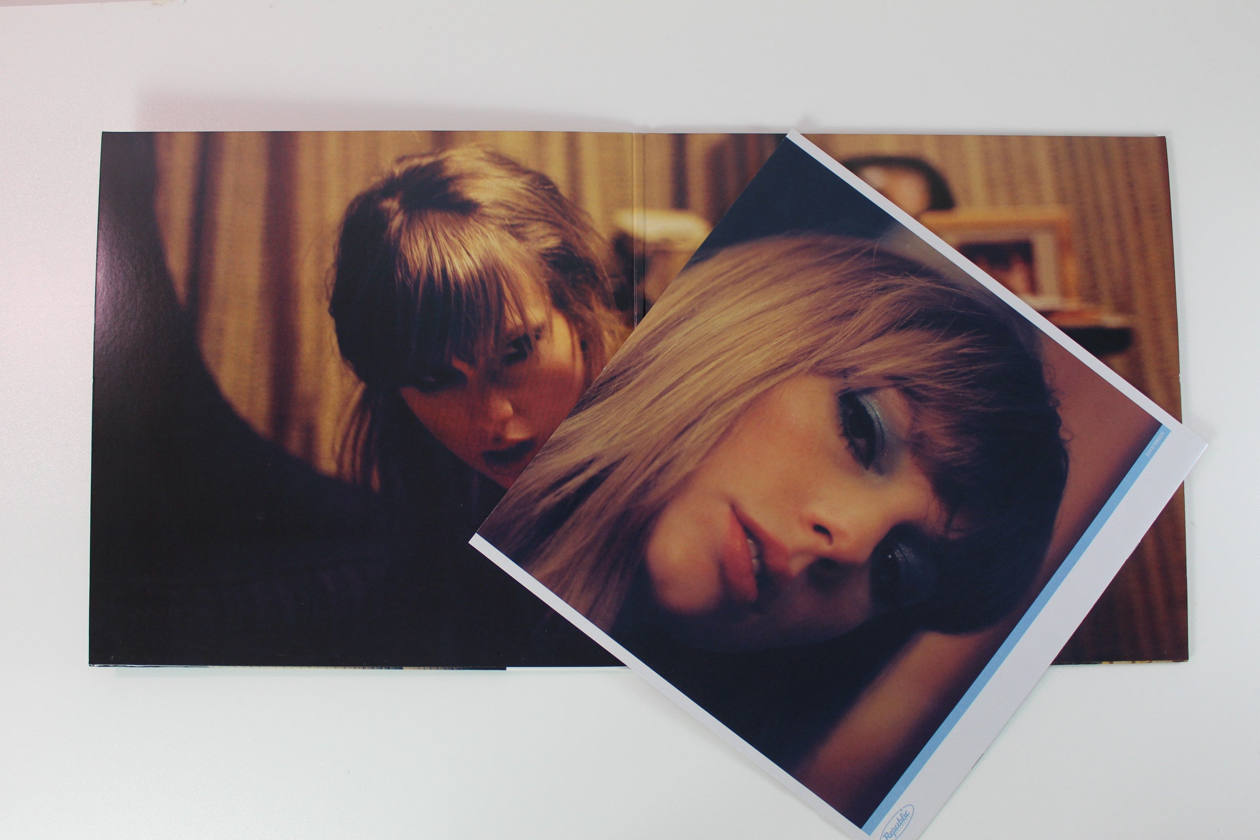 Taylor Swift - Midnights on Republic Mahogany Marbled Vinyl