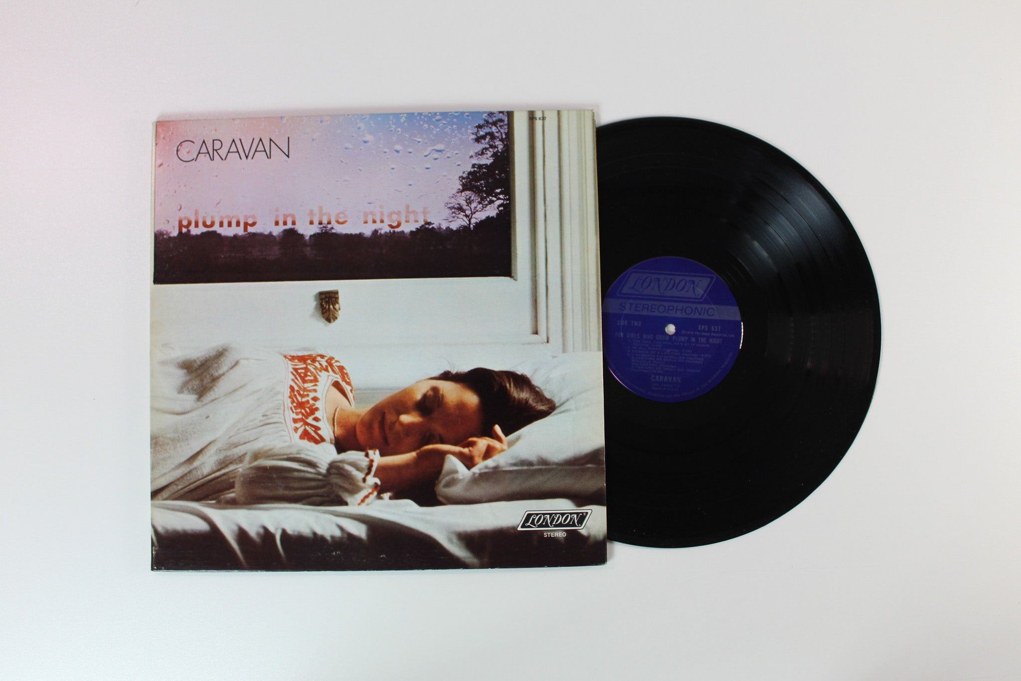 Caravan - For Girls Who Grow Plump In The Night on London