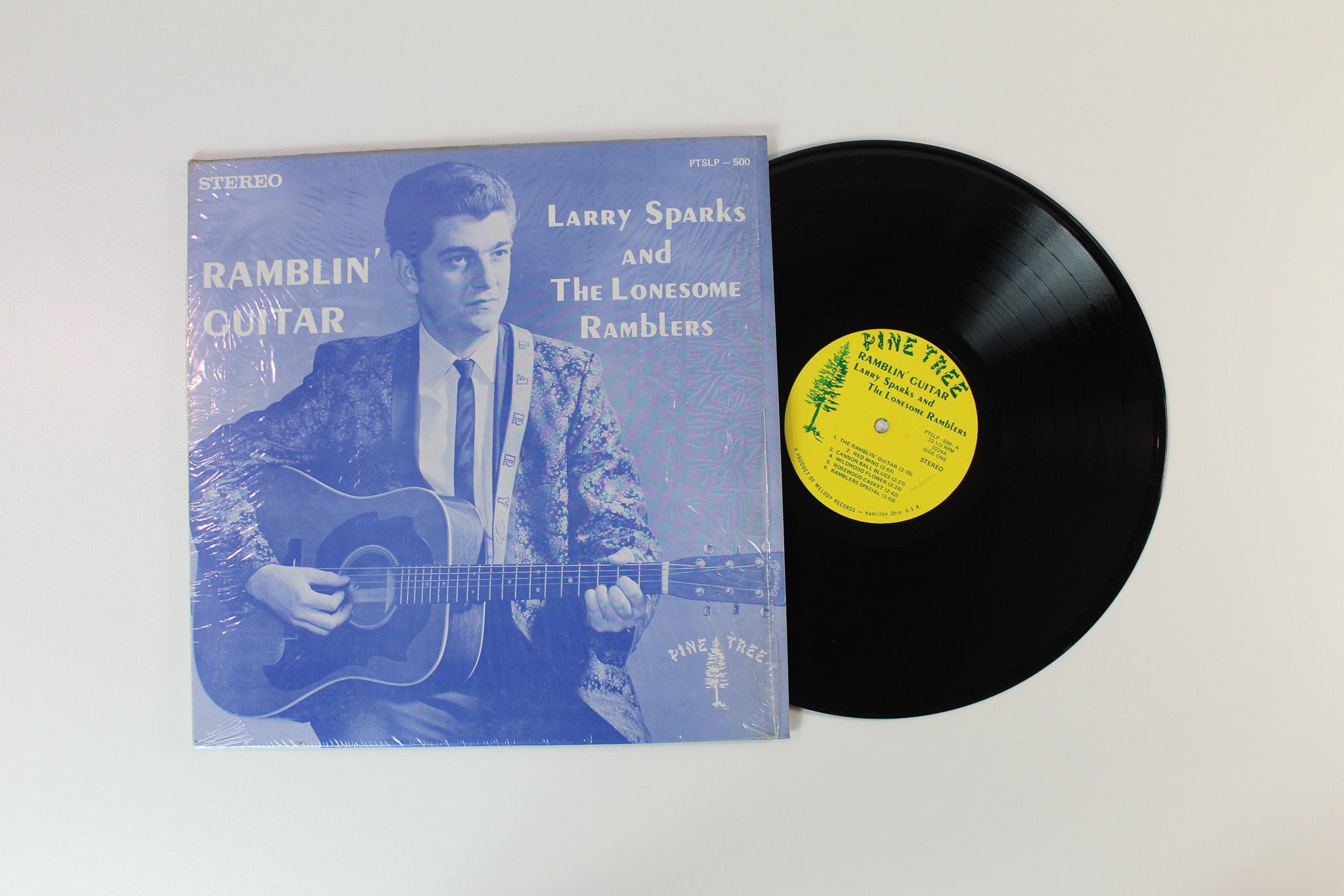 Larry Sparks And The Lonesome Ramblers - Ramblin' Guitar on Pine Tree