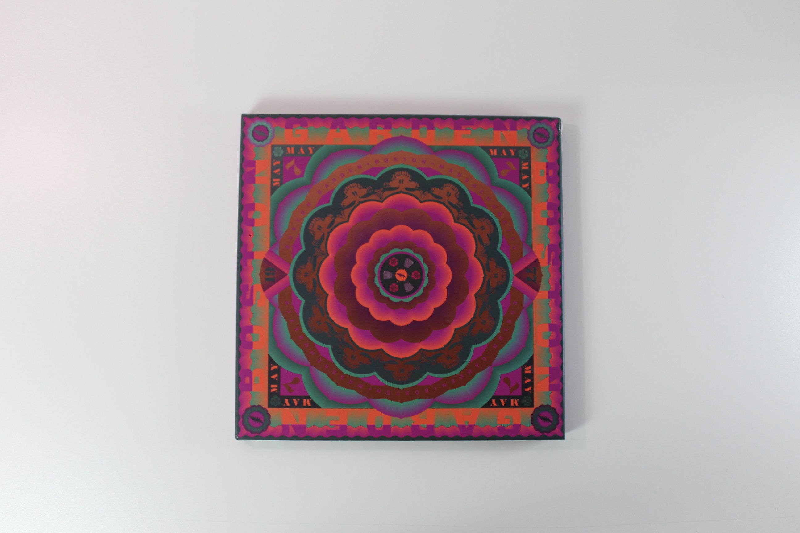 The Grateful Dead - Boston Garden 5.7.77 Ltd. RSD Box Set  Edition on Rhino Records