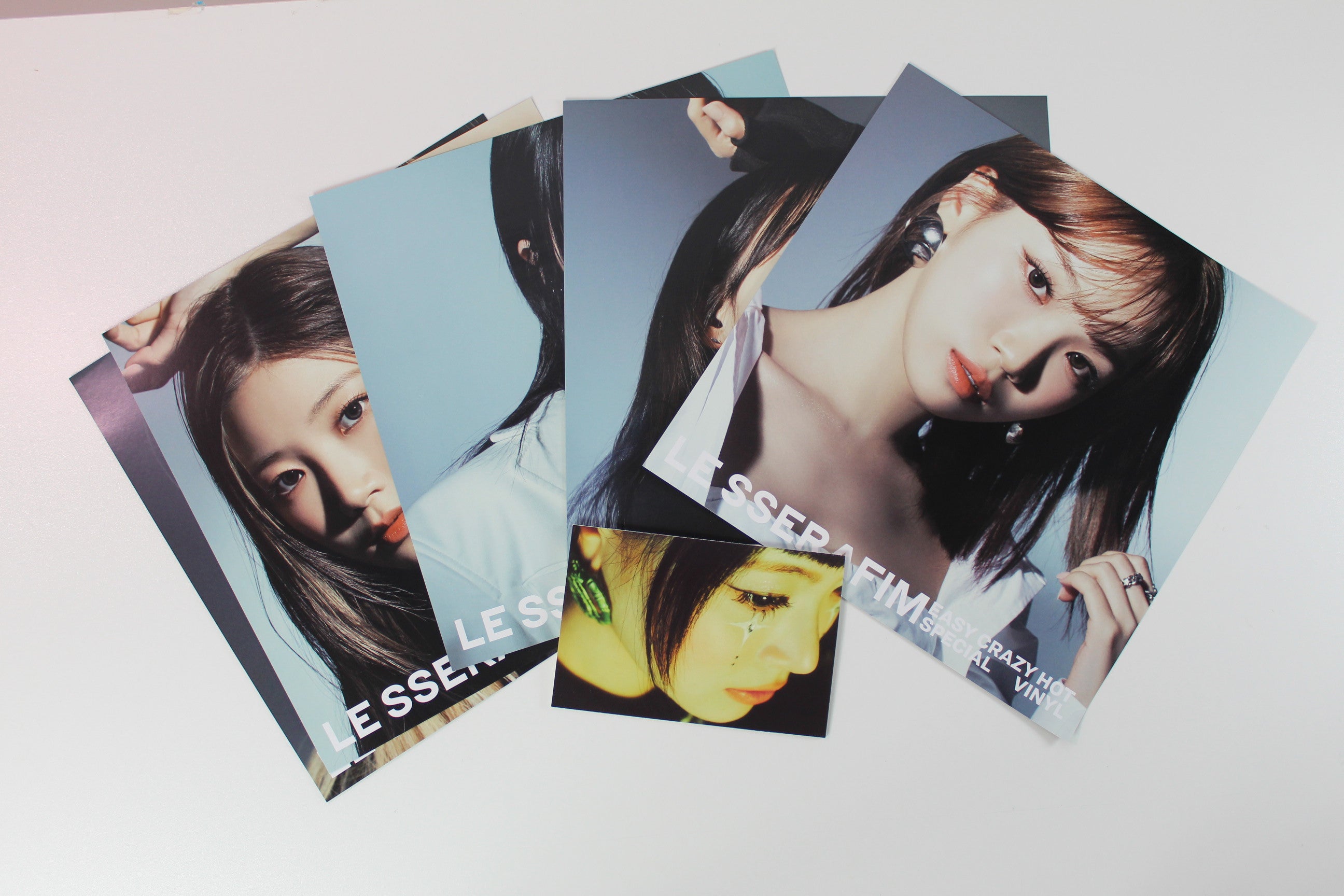 Le Sserafim - Easy-Crazy-Hot Ltd. Carbon Black Vinyl on HYBE