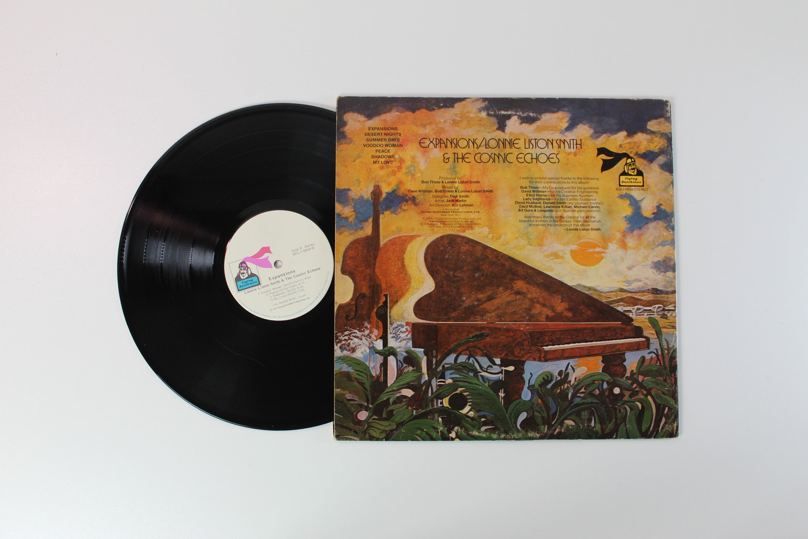 Lonnie Liston Smith And The Cosmic Echoes - Expansions on Flying Dutchman