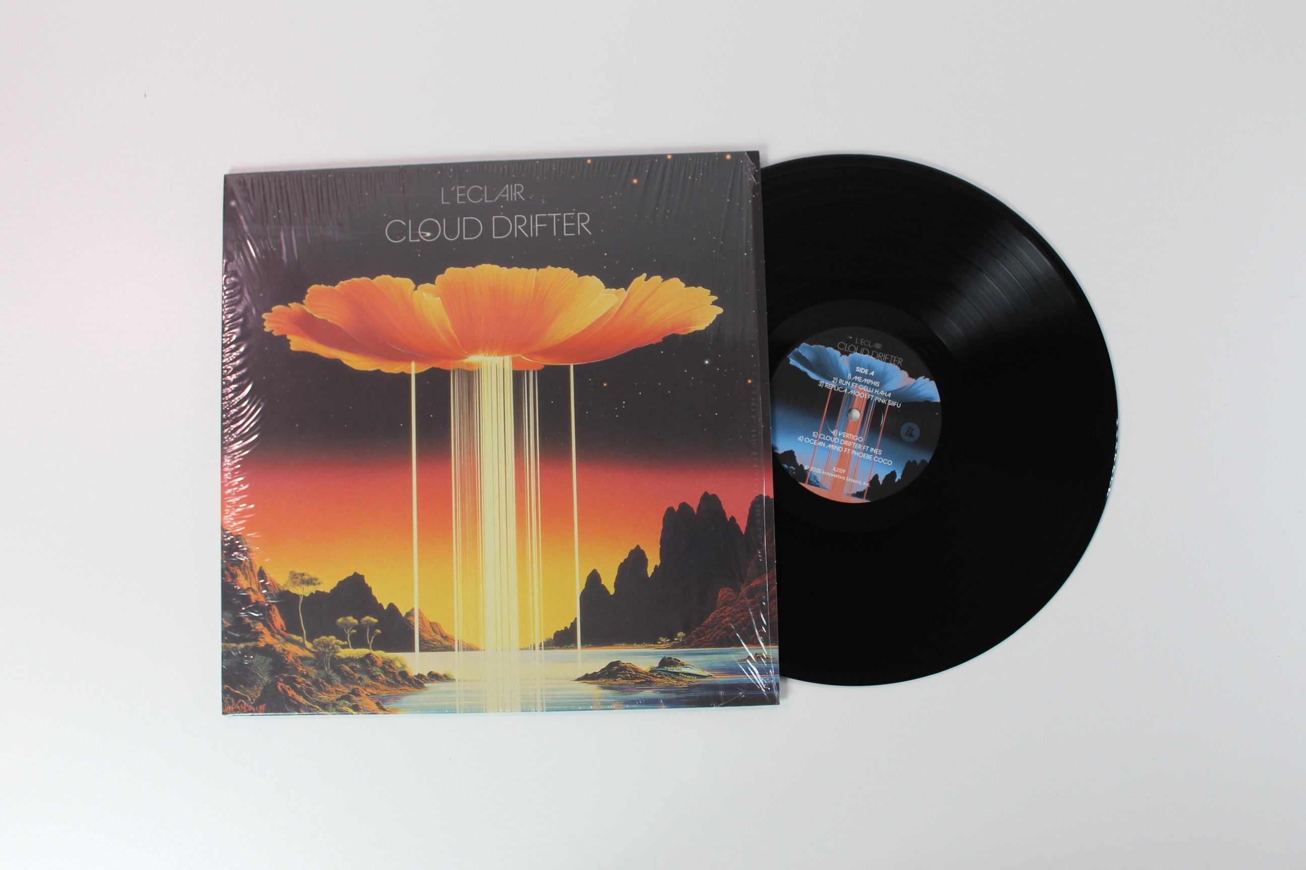 L'Eclair - Cloud Drifter on Innovative Leisure