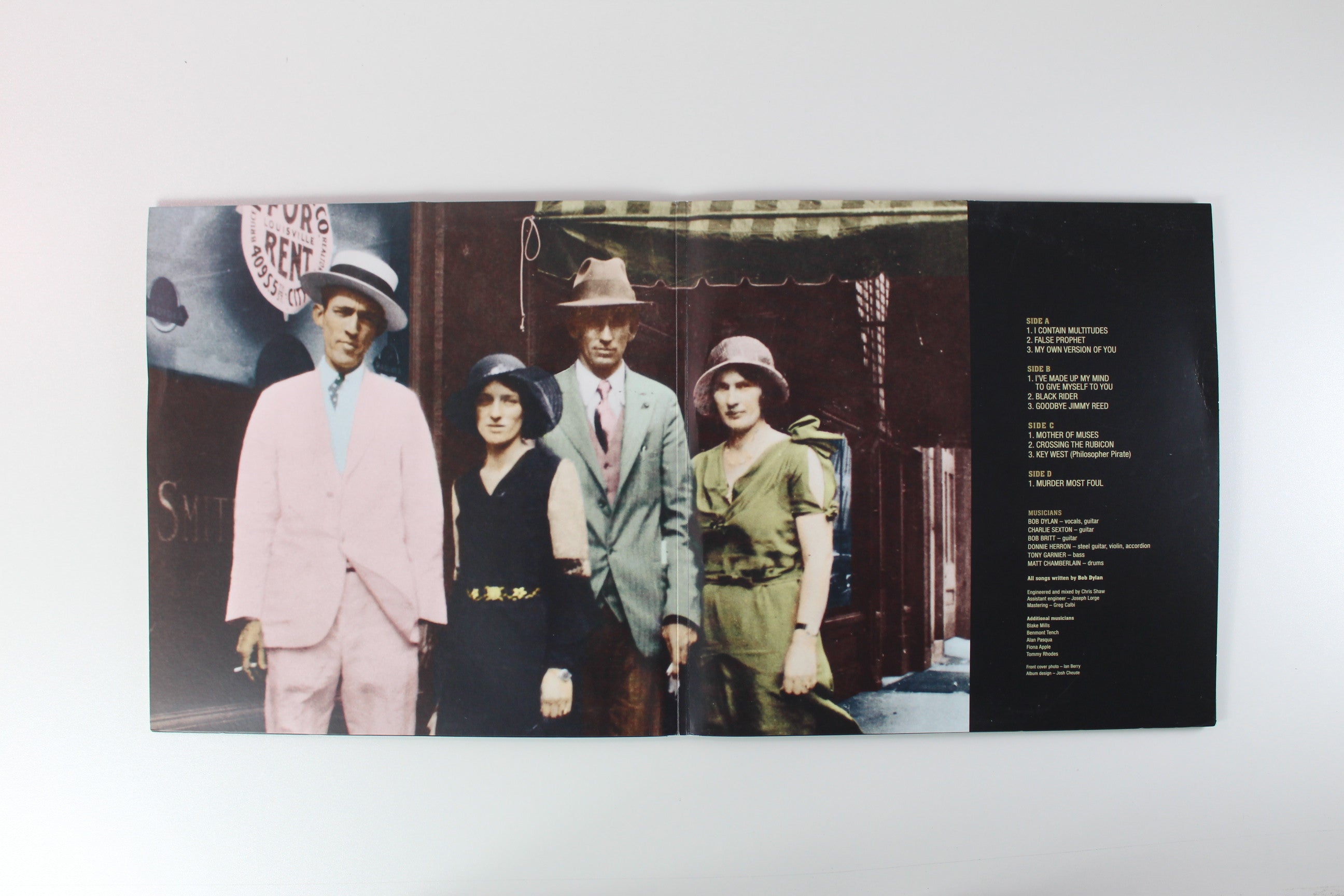 Bob Dylan - Rough And Rowdy Ways on Columbia Ltd Gold Vinyl