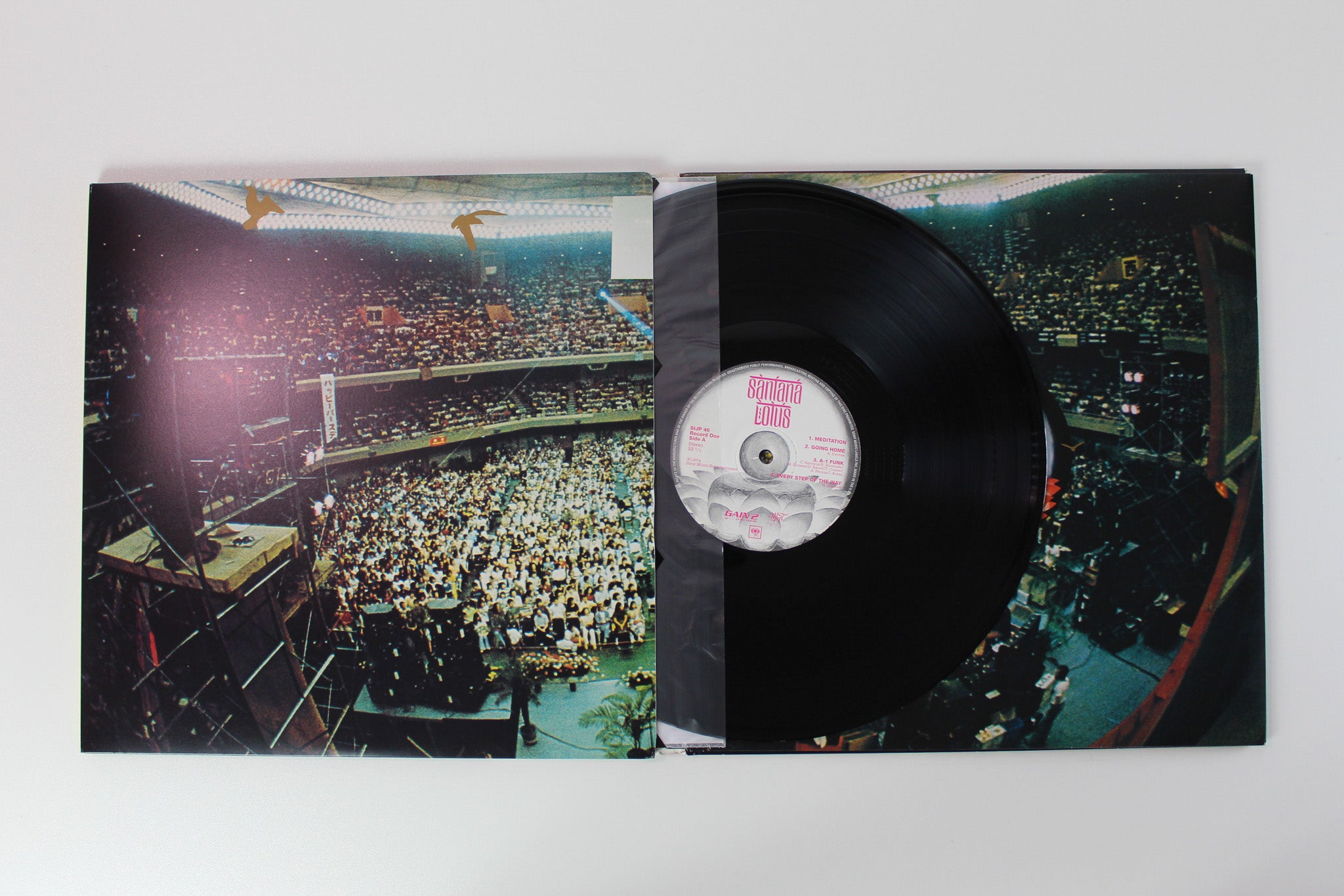 Santana - Lotus on Sony Records Int'l GAIN 2 Ultra Analog LP 180g Series Japanese Reissue