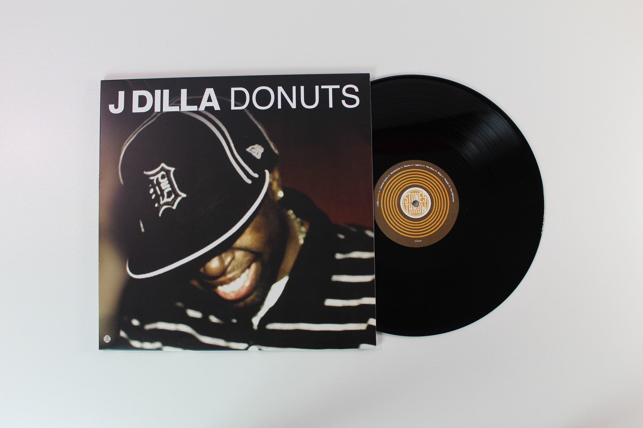 J Dilla - Donuts on Stones Throw Records
