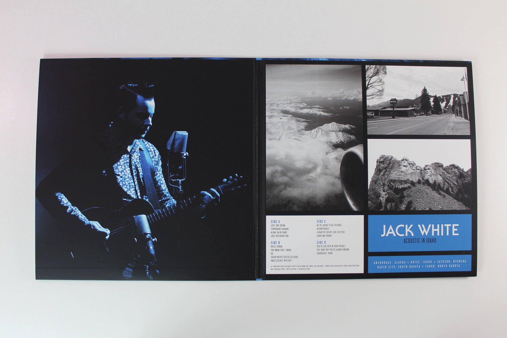 Jack White - Acoustic Tour 2015 Ltd. Box Set on. Third Man Records Vault Series Icy Idaho Marble