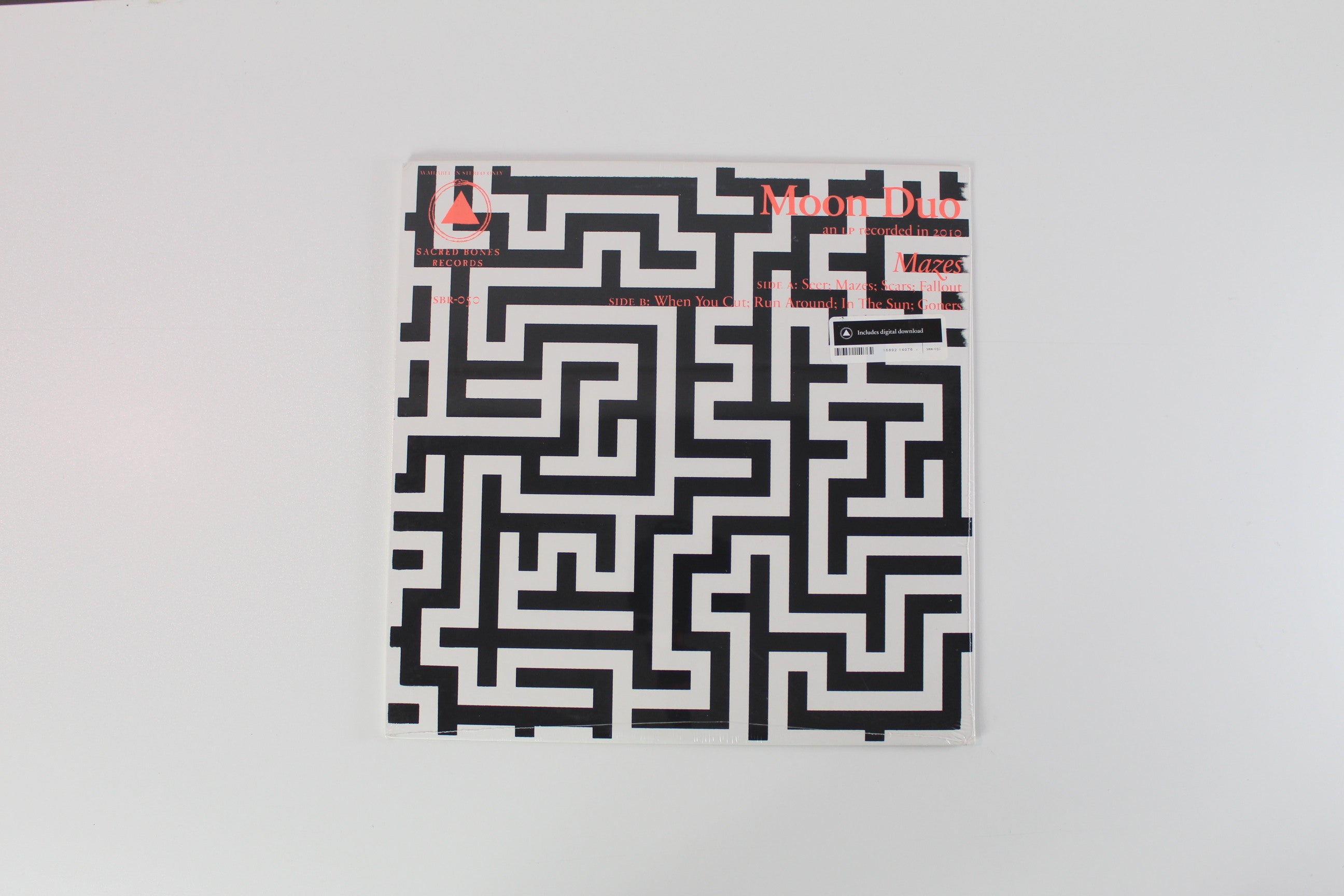 Moon Duo - Mazes on Sacred Bones Sealed