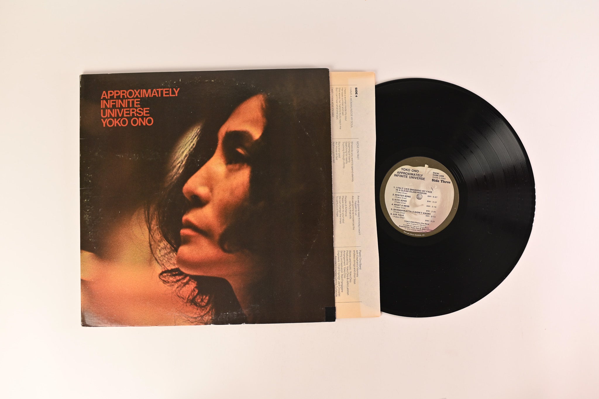 Yoko Ono With The Plastic Ono Band And Elephants Memory – Approximately Infinite Universe on Apple Records