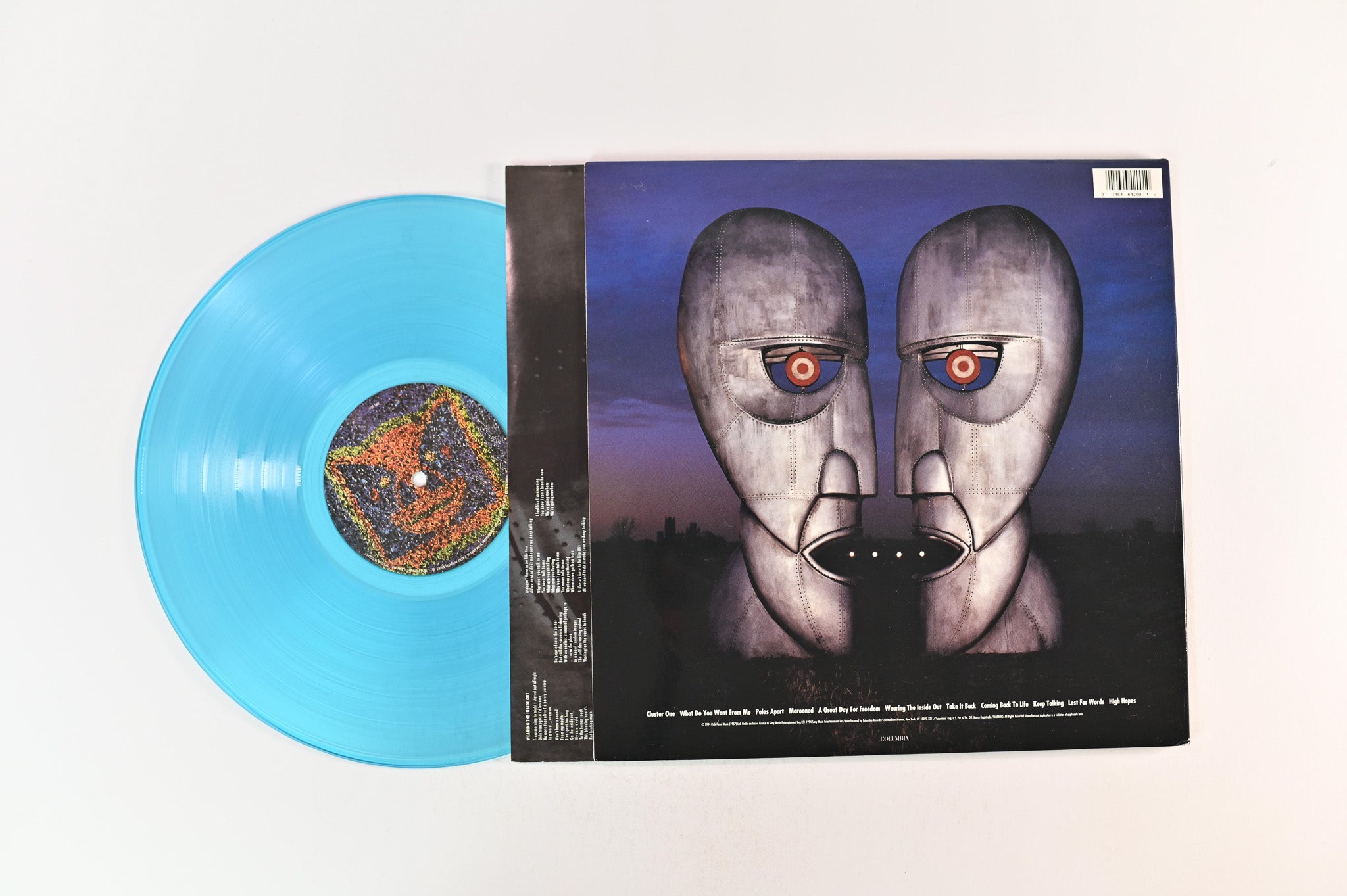 Pink Floyd - The Division Bell on Columbia Ltd Transparent Blue