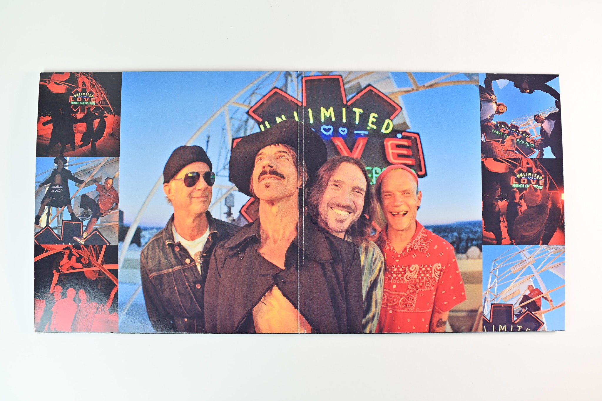 Amazon.com: RED HOT CHILI PEPPERS - UNLIMITED LOVE LIMITED