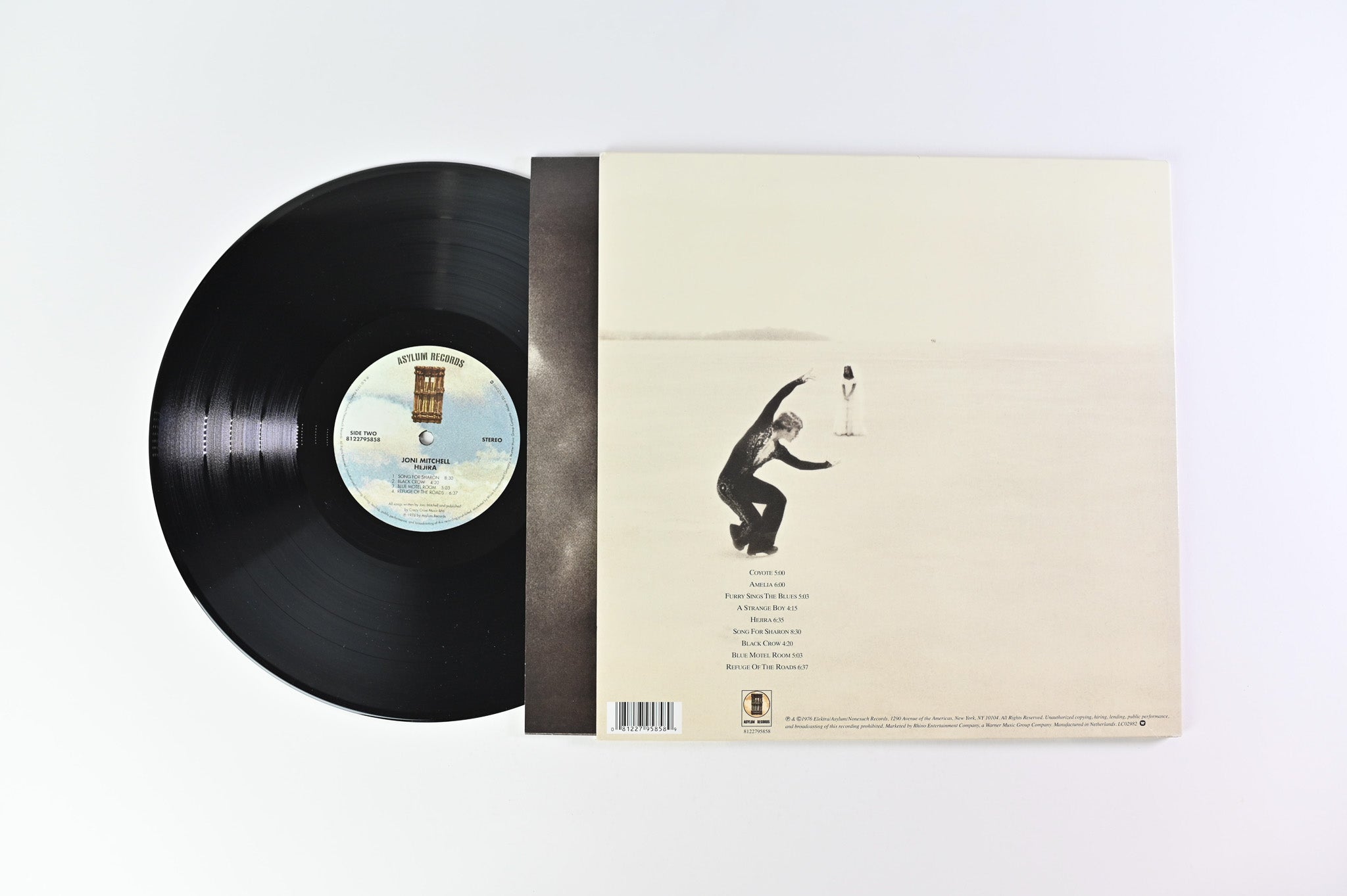 Joni Mitchell - Hejira on Asylum 180 Gram Reissue