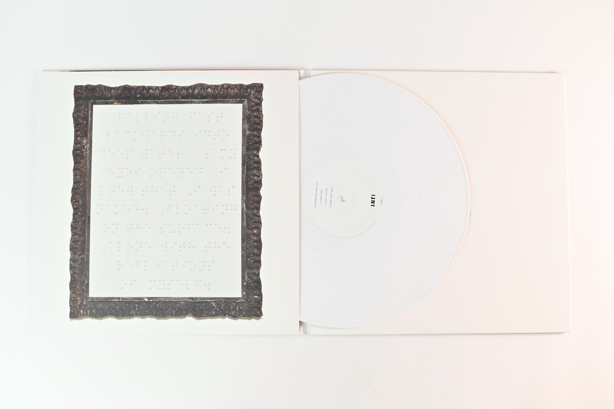Rihanna - Anti on Def Jam Ltd Deluxe Edition White Vinyl Urban Outfitters Exclusive With Lithographs