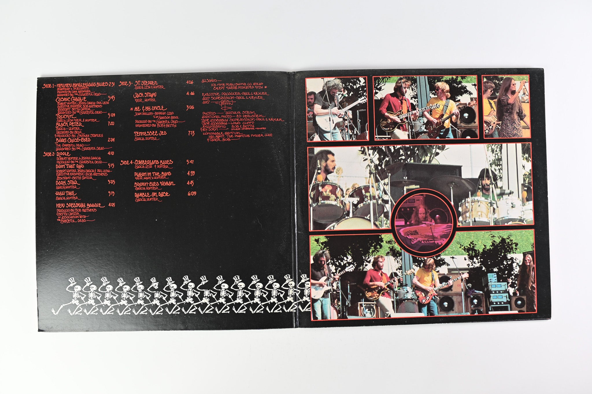 The Grateful Dead - What A Long Strange Trip It's Been (The Best Of The Grateful Dead) on Warner Bros