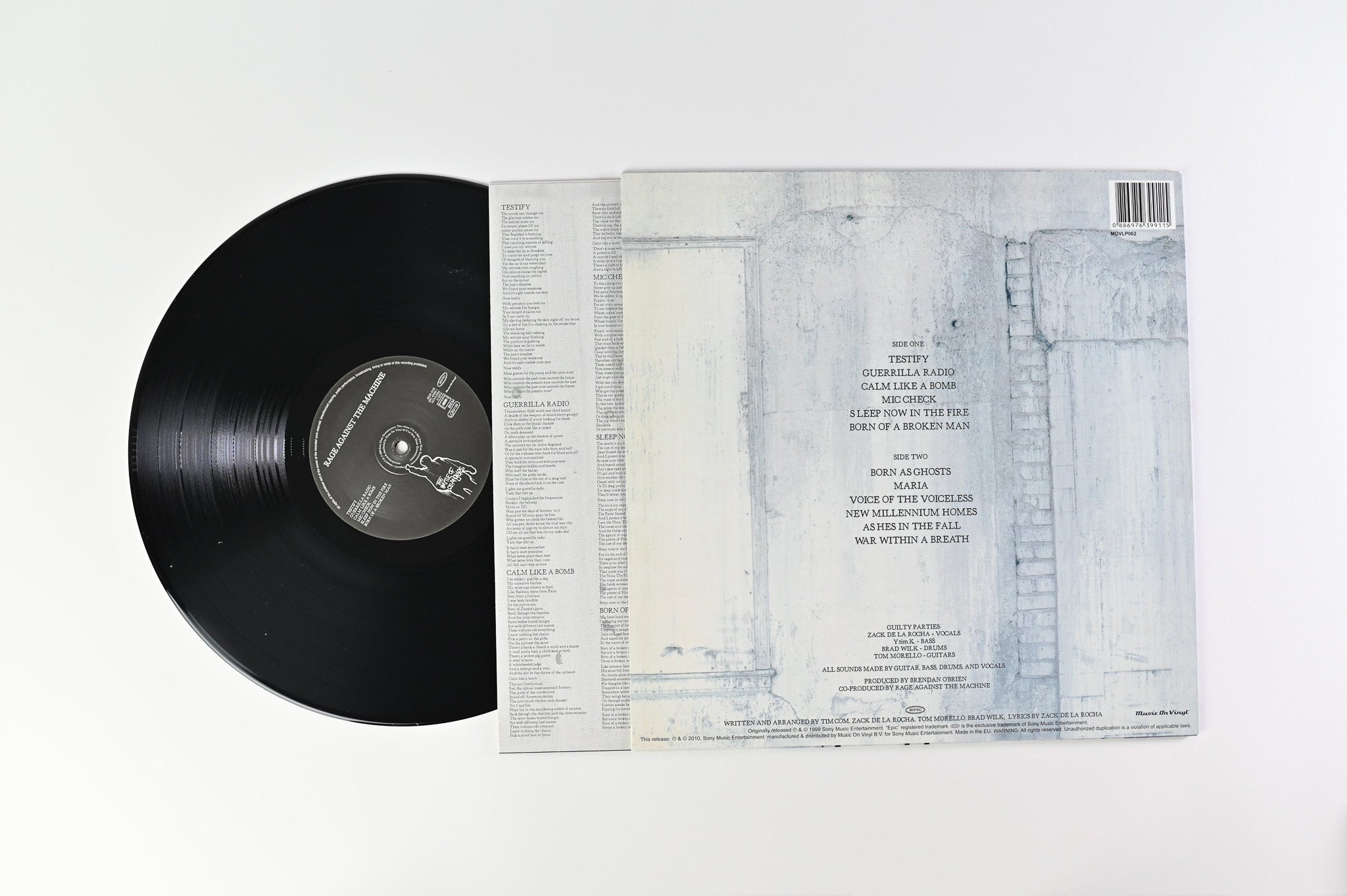 Rage Against The Machine - The Battle Of Los Angeles on Music On Vinyl Reissue