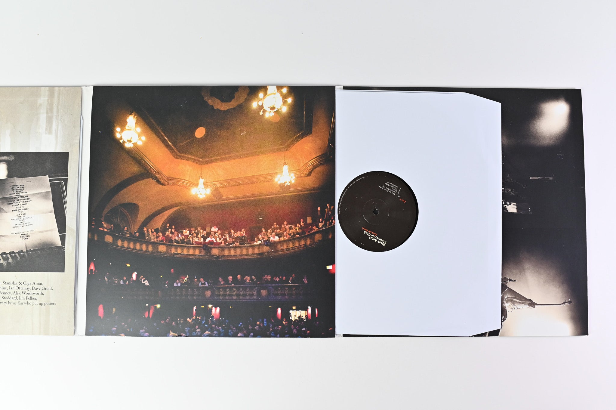 Black Rebel Motorcycle Club - Live In Paris on Abstract Dragon