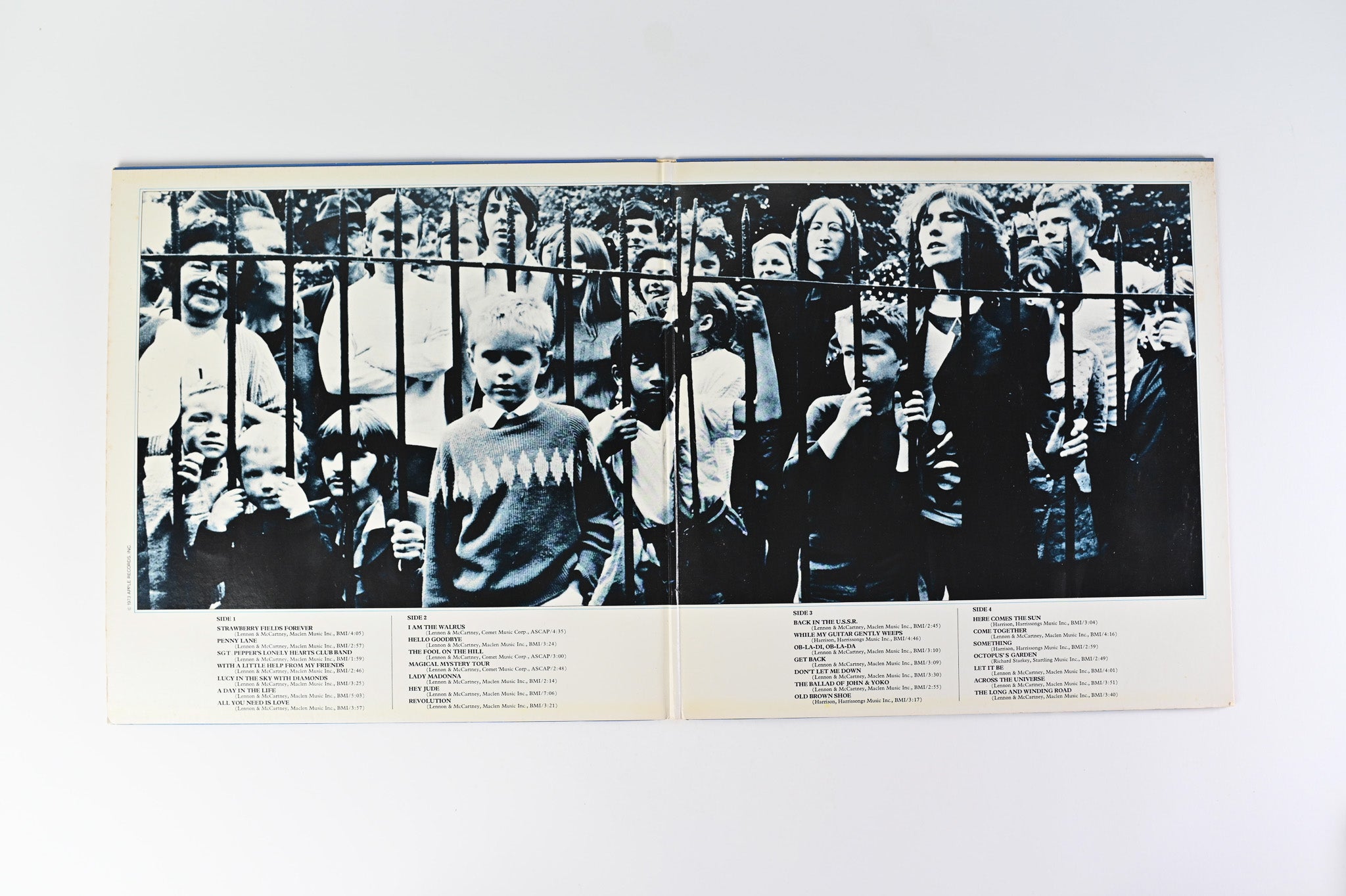 The Beatles - 1967-1970 on Capitol Blue Vinyl