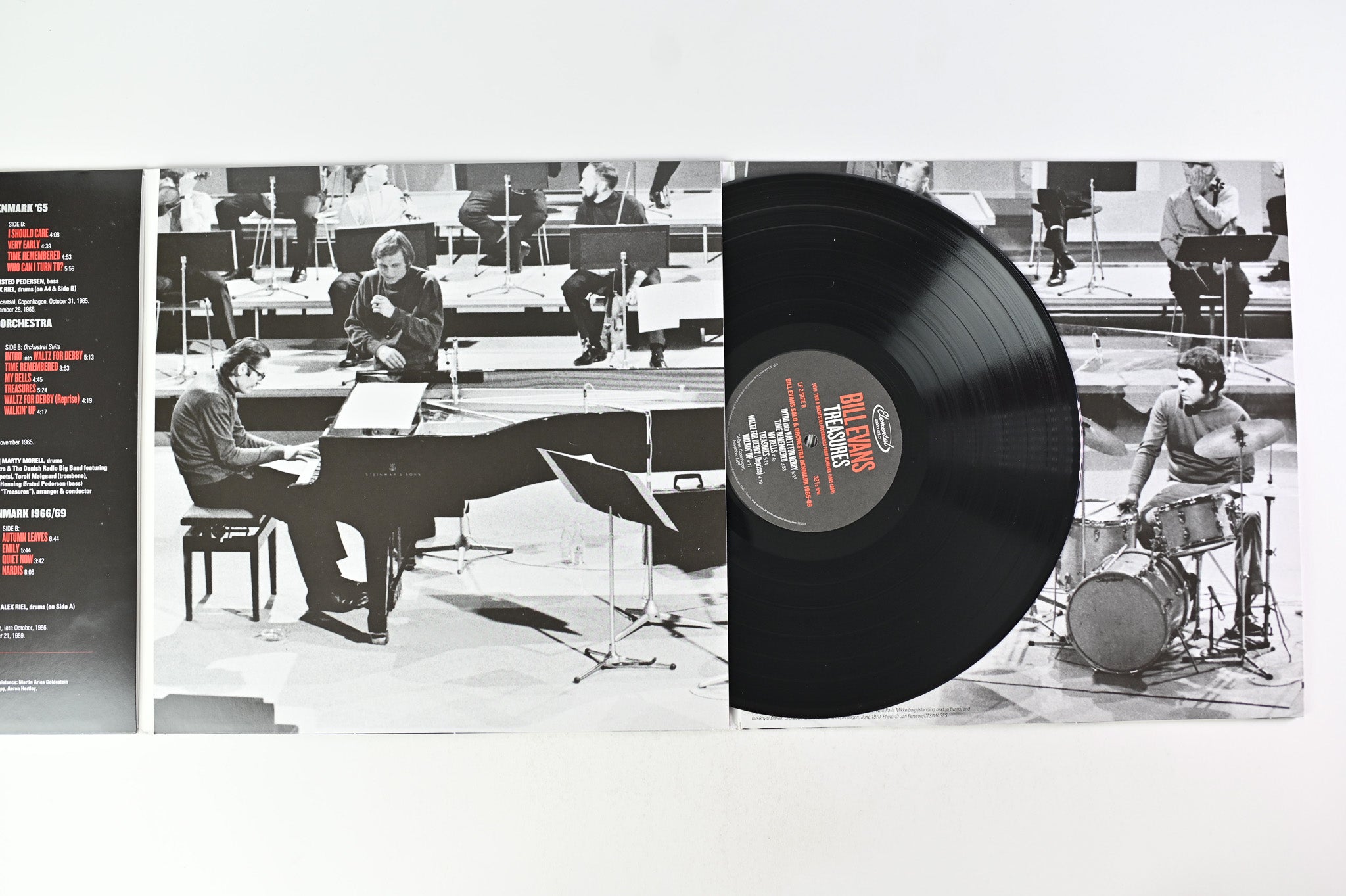 Bill Evans - Treasures (Solo, Trio & Orchestra Recordings From Denmark (1965-1969)) on Elemental Music