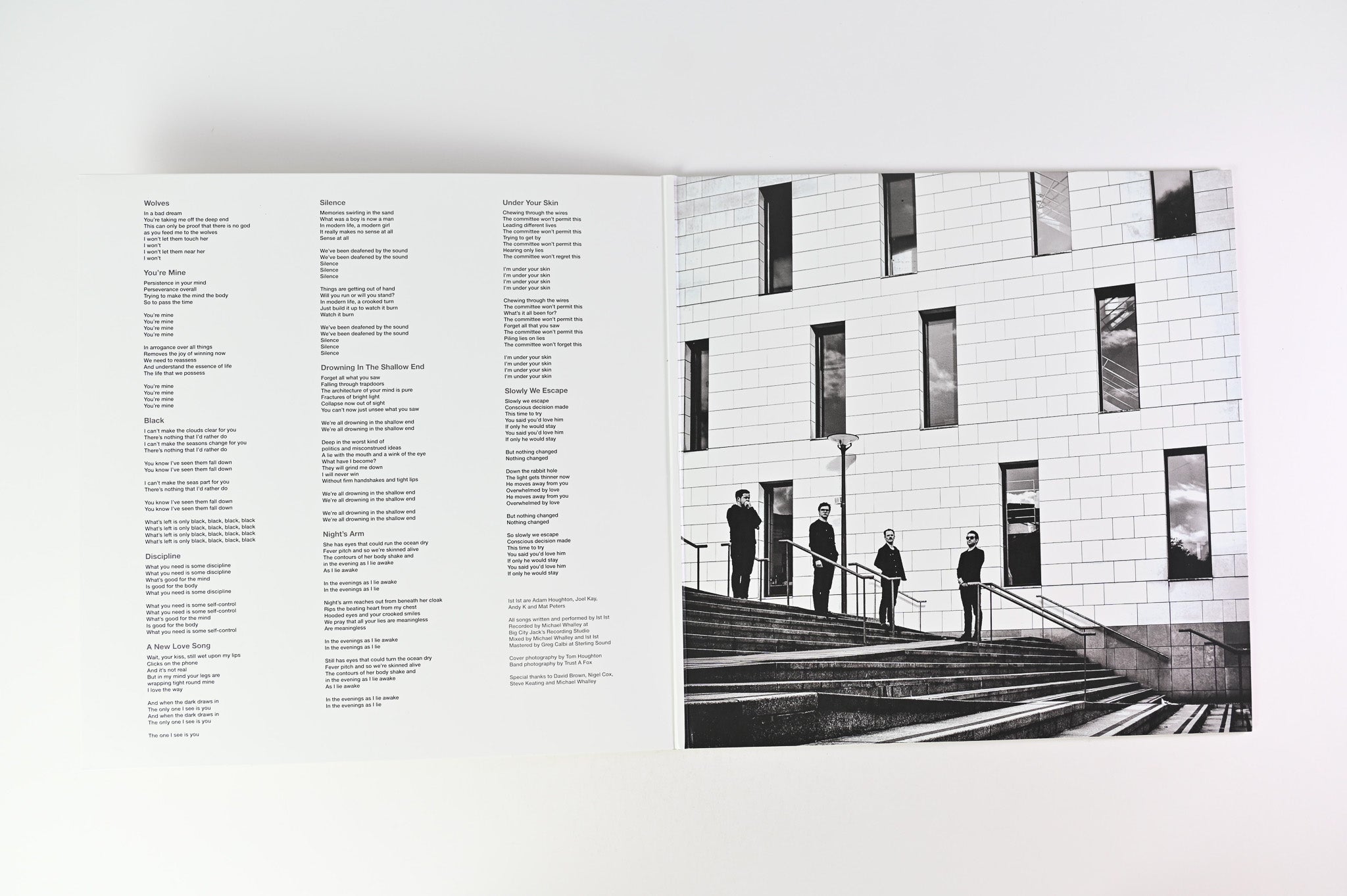 IST IST - Architecture on Kind Violence Records White Vinyl