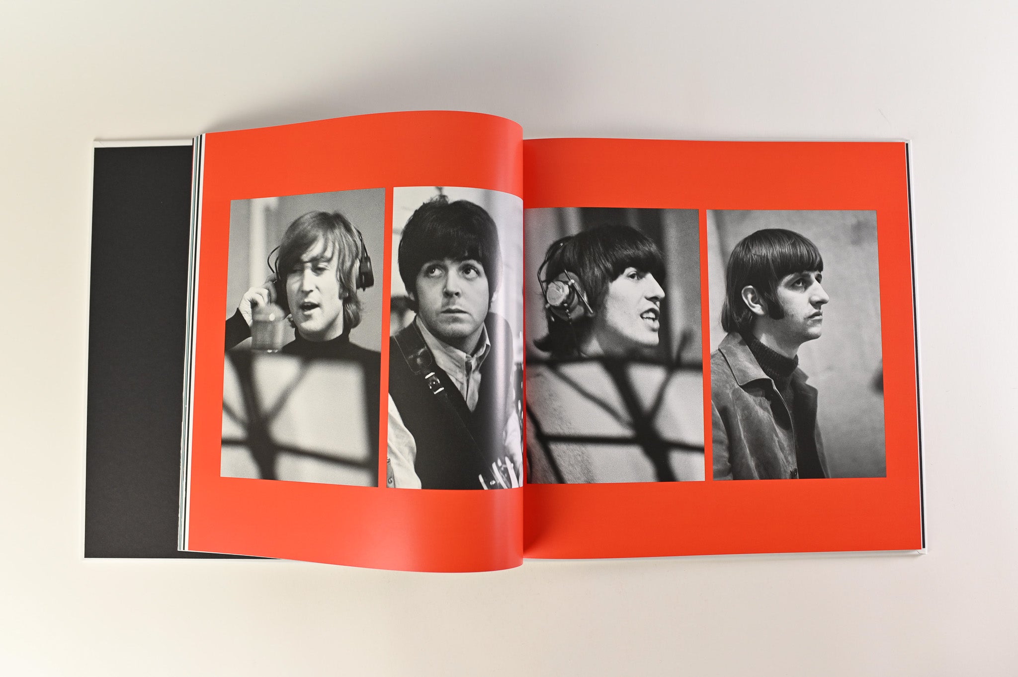 The Beatles - Revolver on Apple UMG Super Deluxe Reissue Box Set