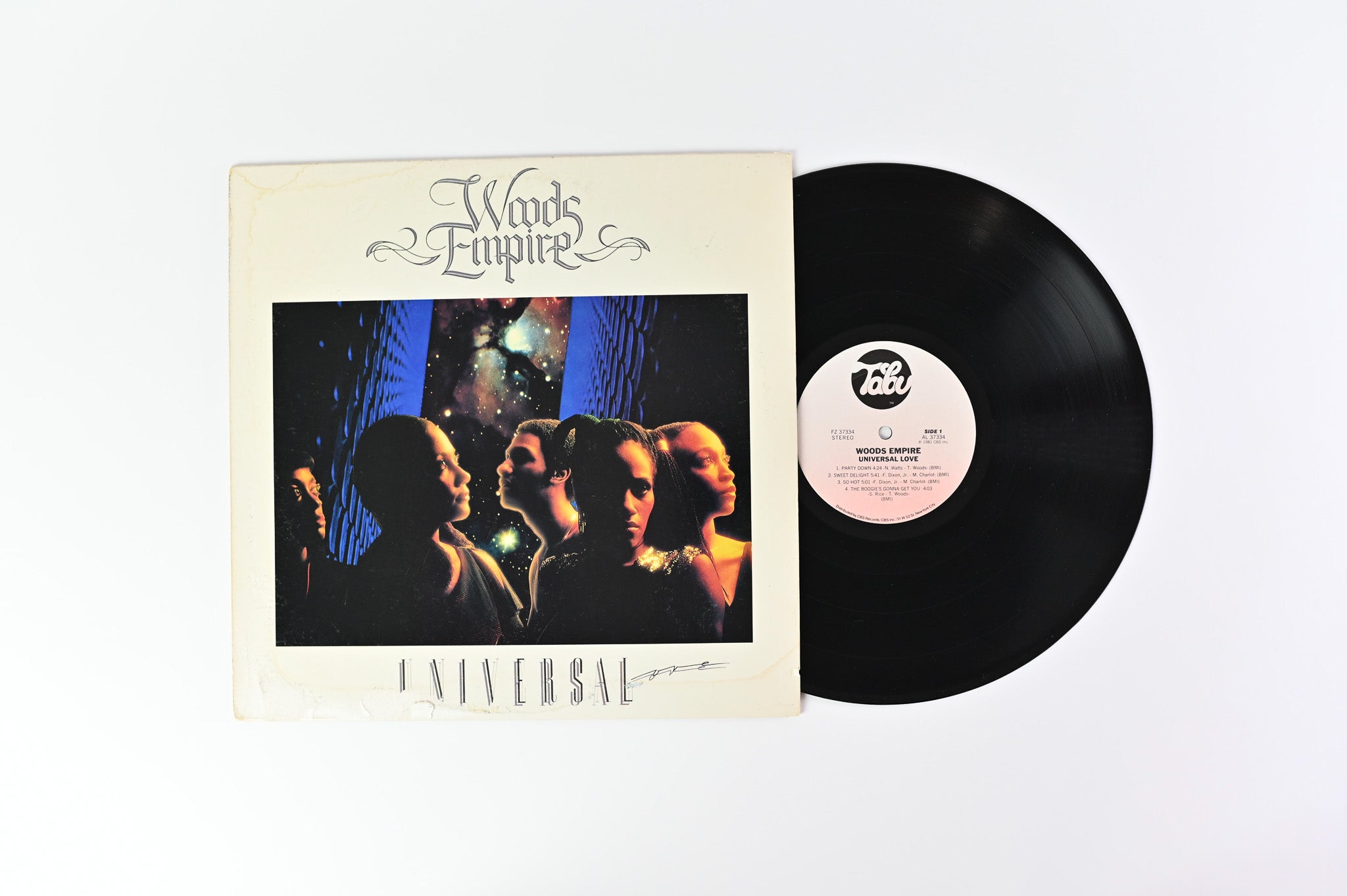 Woods Empire - Universal Love on Tabu
