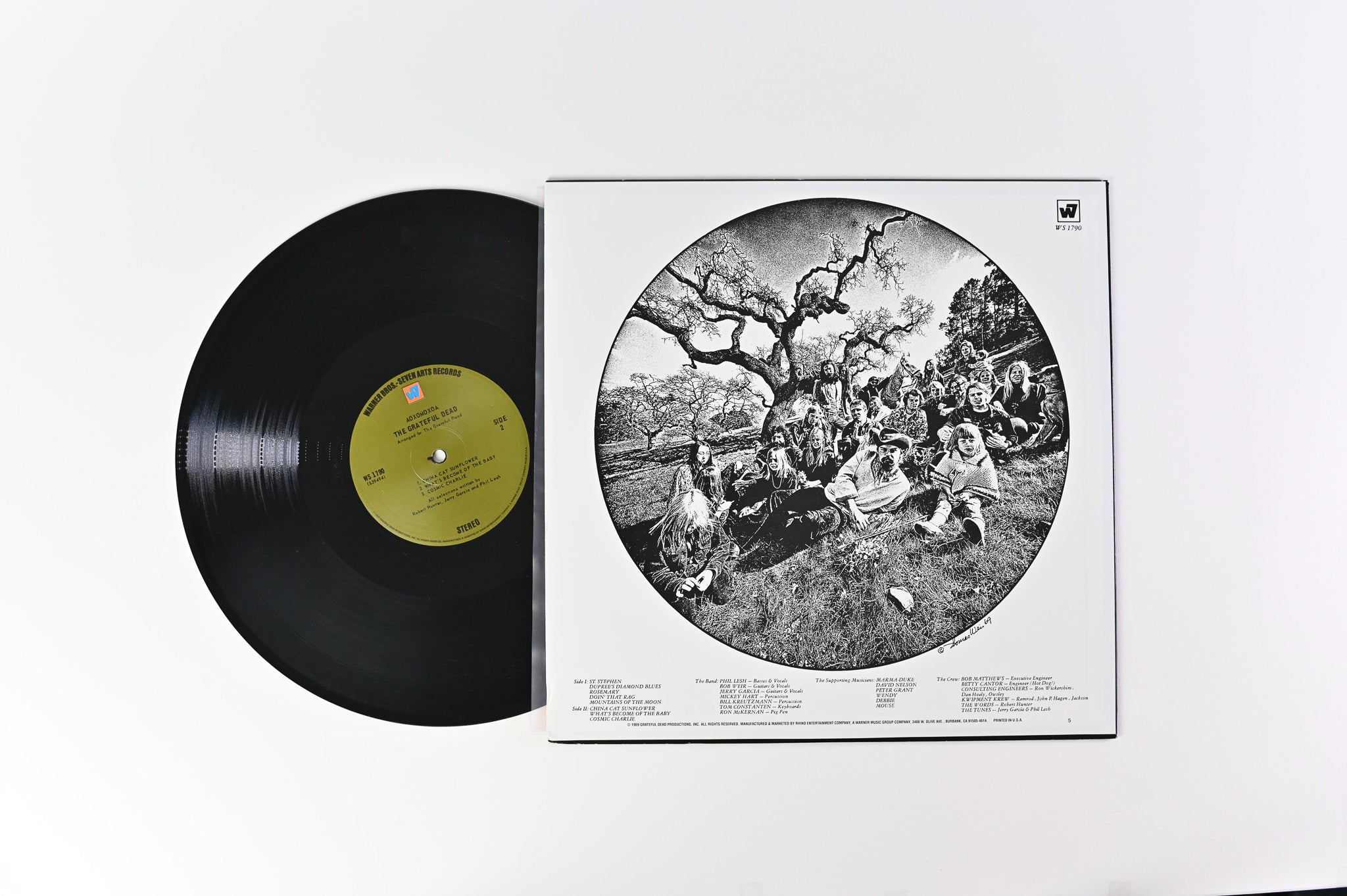 The Grateful Dead - Aoxomoxoa on Warner Bros. Records