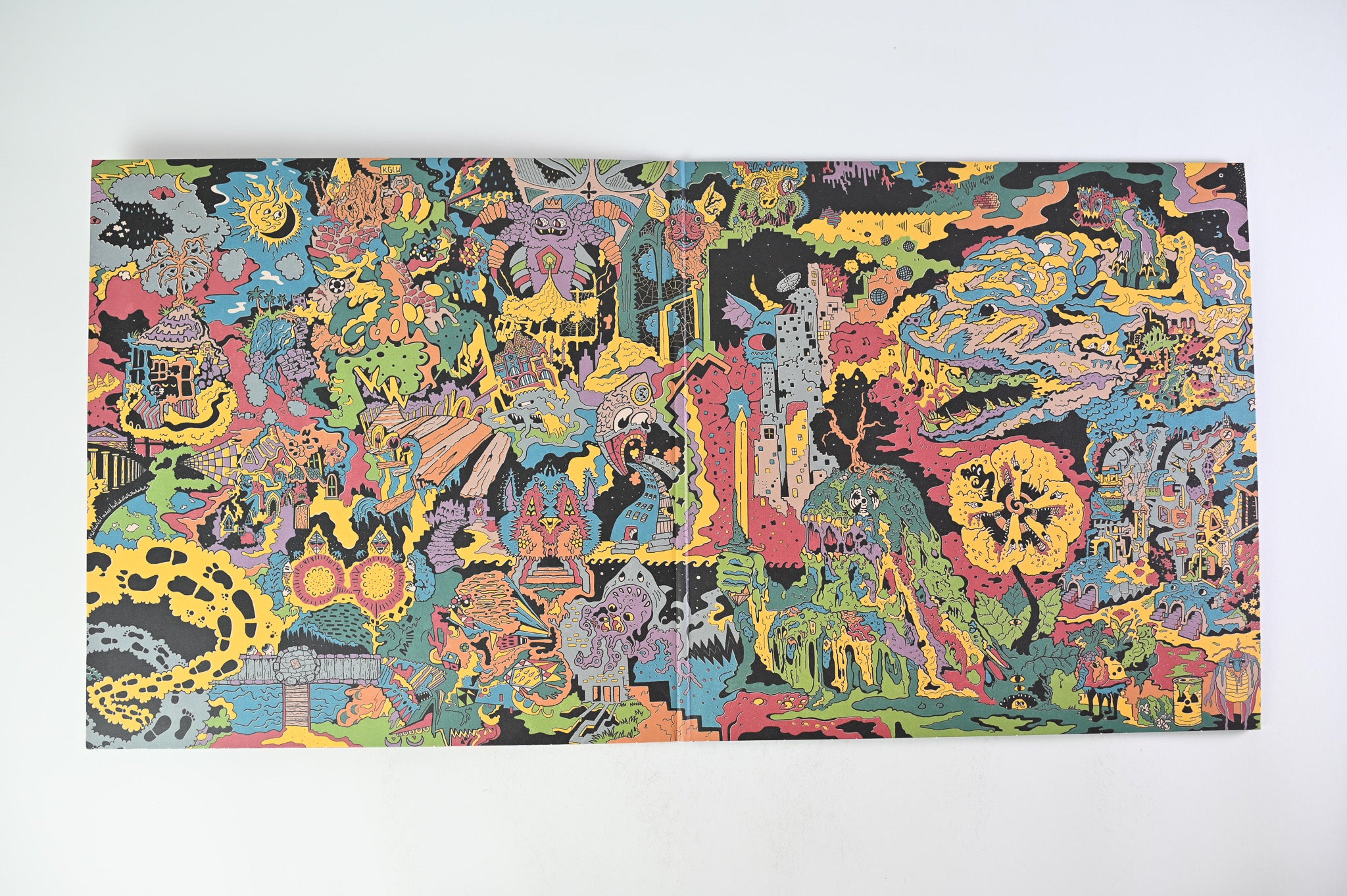 King Gizzard And The Lizard Wizard - Oddments on Flightless - Black & White Split With Cyan Blue Splatter