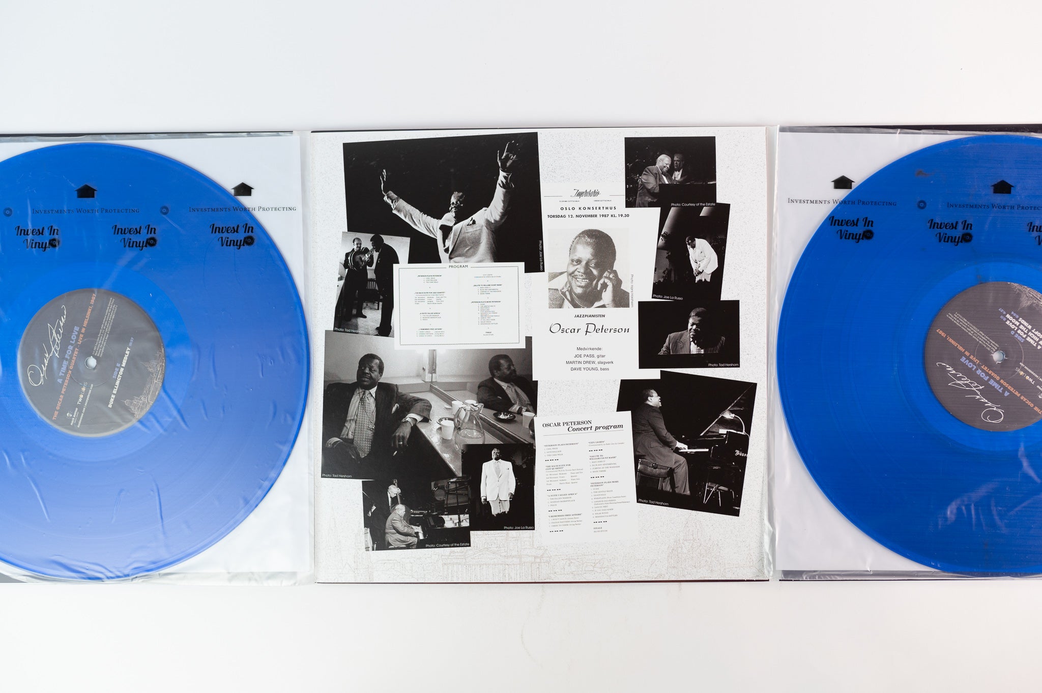 Oscar Peterson - A Time For Love: The Oscar Peterson Quartet - Live In Helsinki, 1987 on Mack Avenue Blue Vinyl 180 Gram