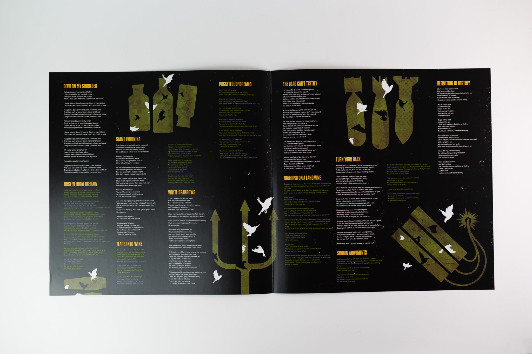 Billy Talent - Billy Talent III on Music on Vinyl Limited Numbered Green Marbled Vinyl Reissue